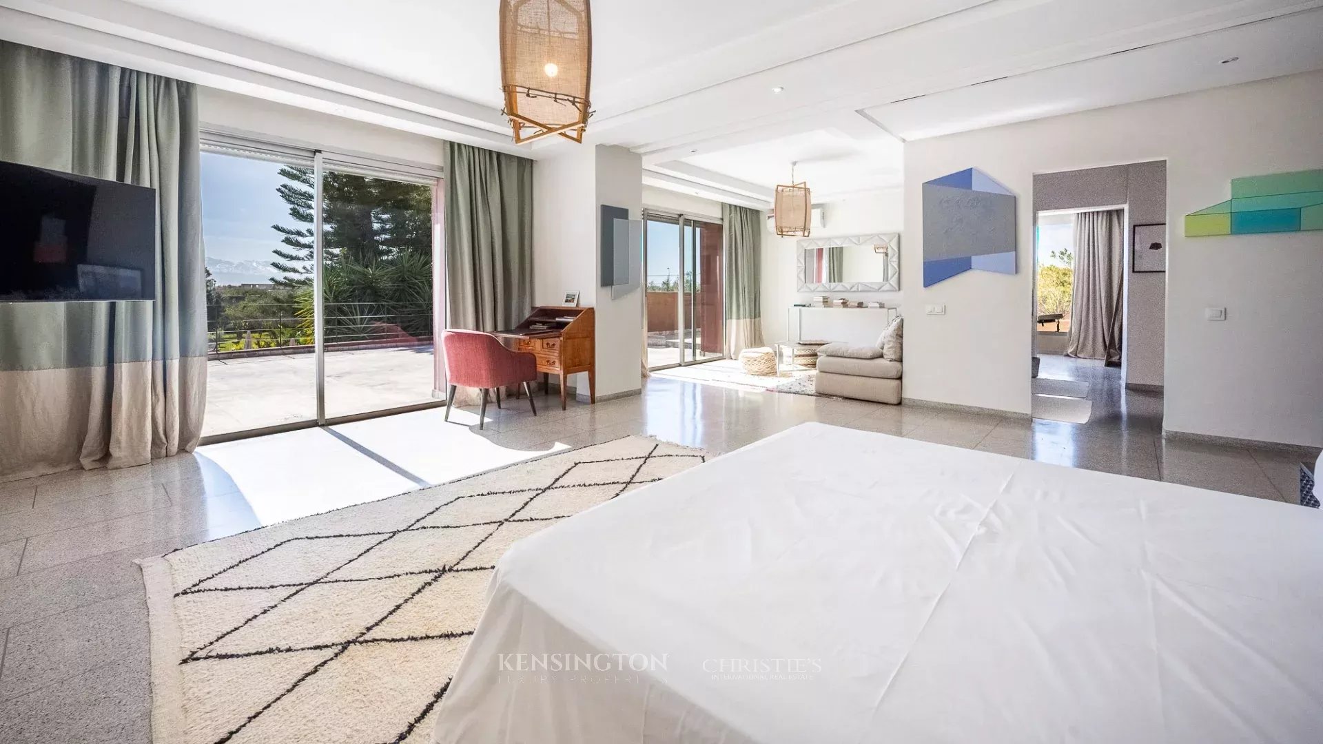 9 Bedroom Villa/Townhouse's Image 15