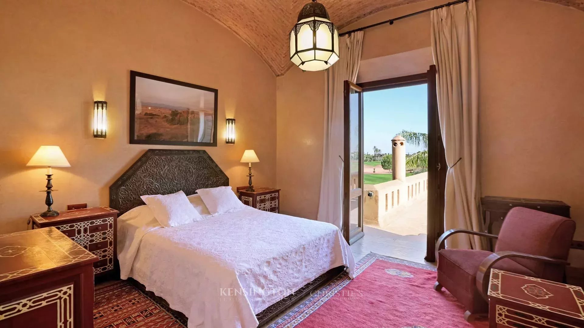 8 Bedroom Villa/Townhouse's Image 40