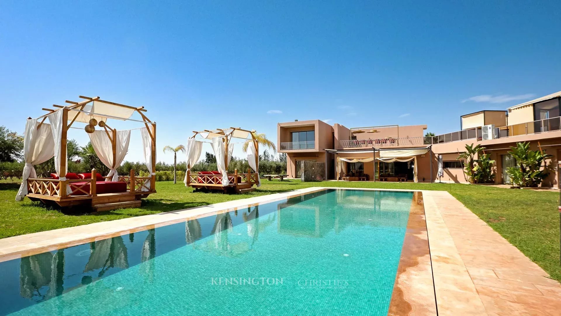 7 Bedroom Villa/Townhouse's Image 41