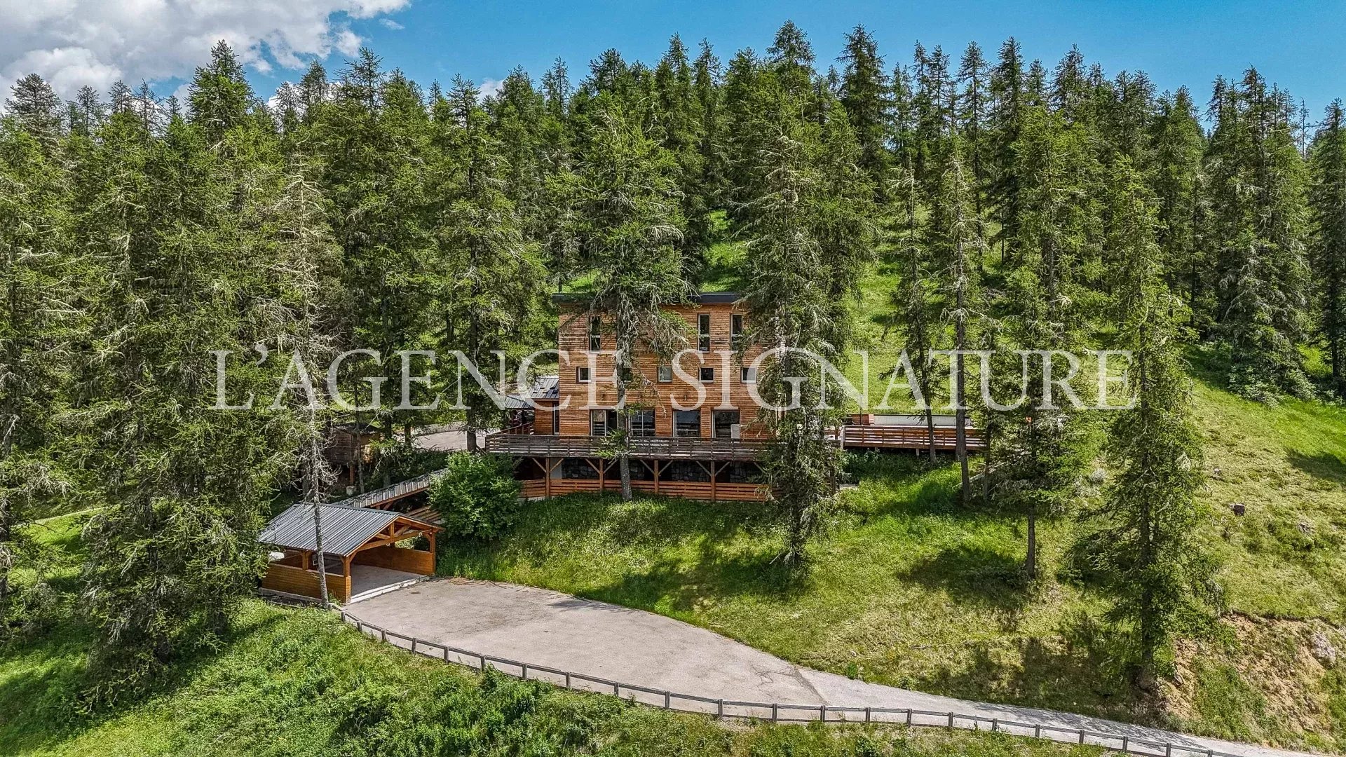 Agence immobilière de 