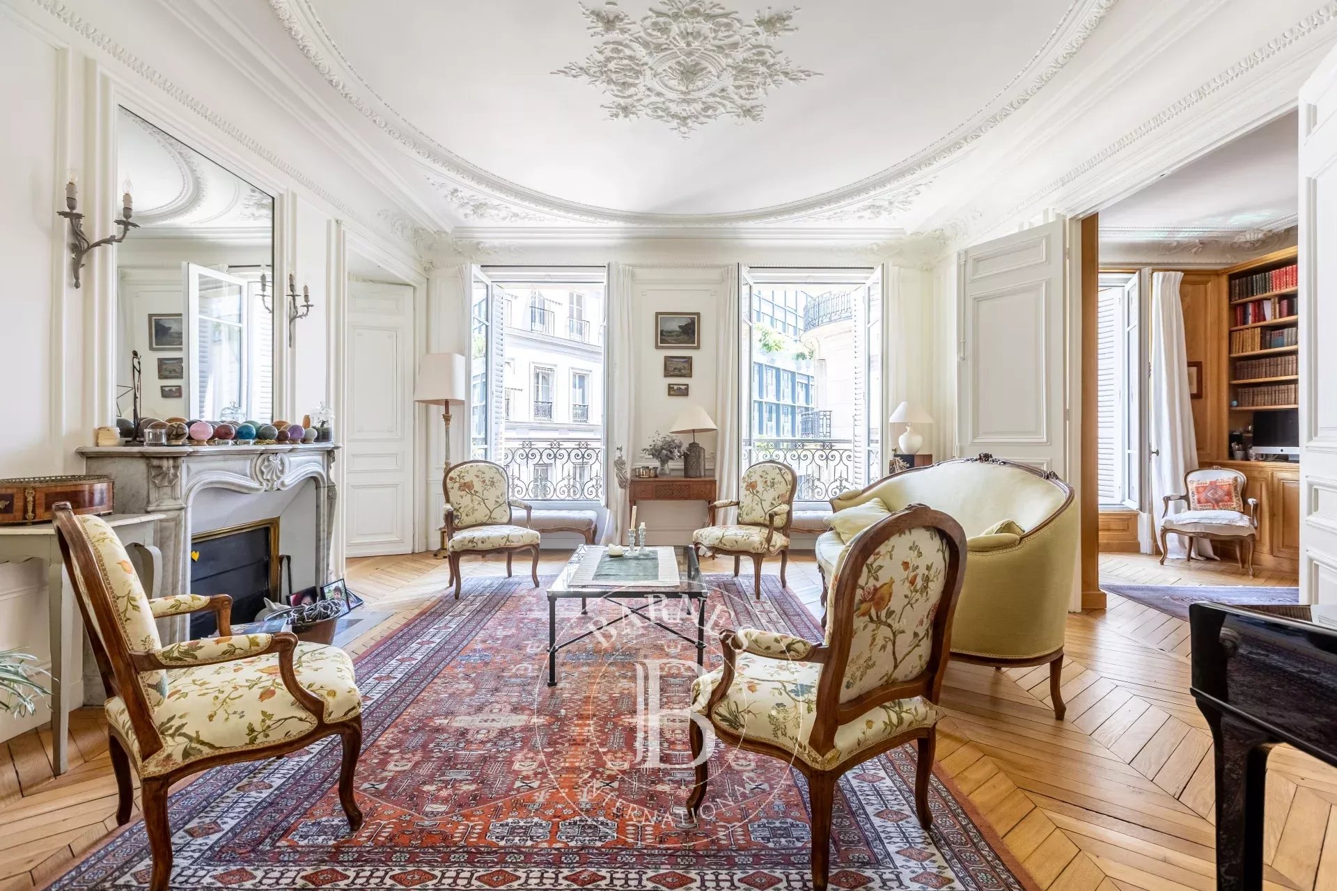 Apartment Paris 75008