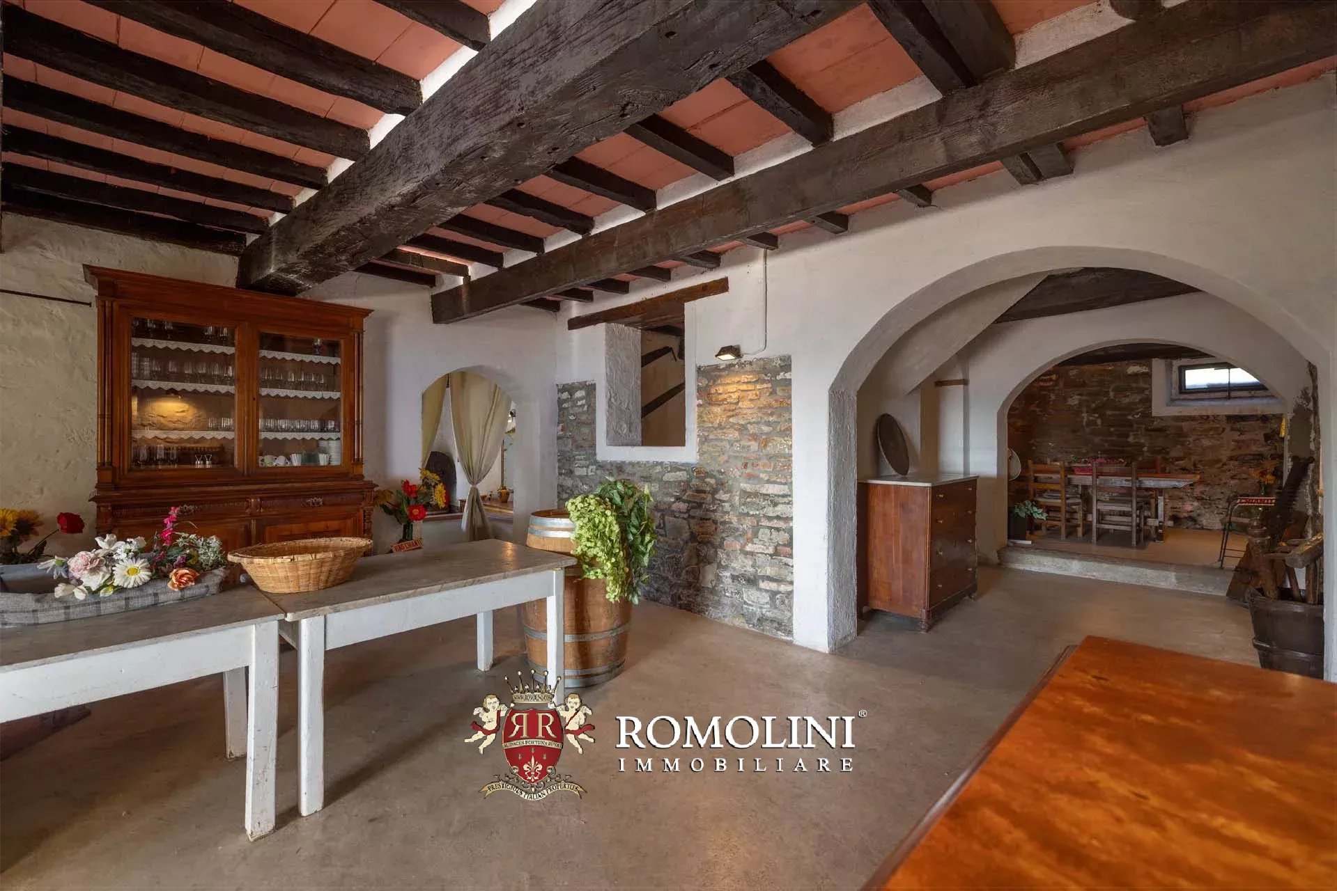 14 Bedroom Vineyard's Image 31