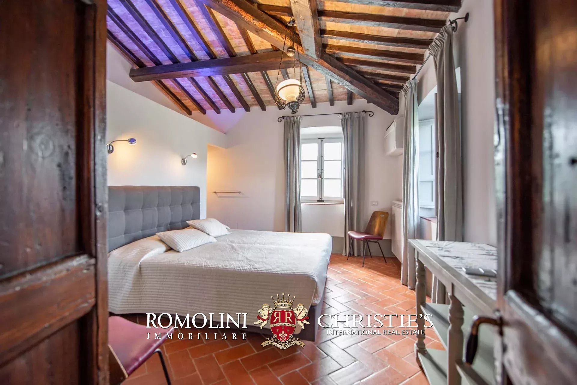 25 Bedroom Villa/Townhouse's Image 39