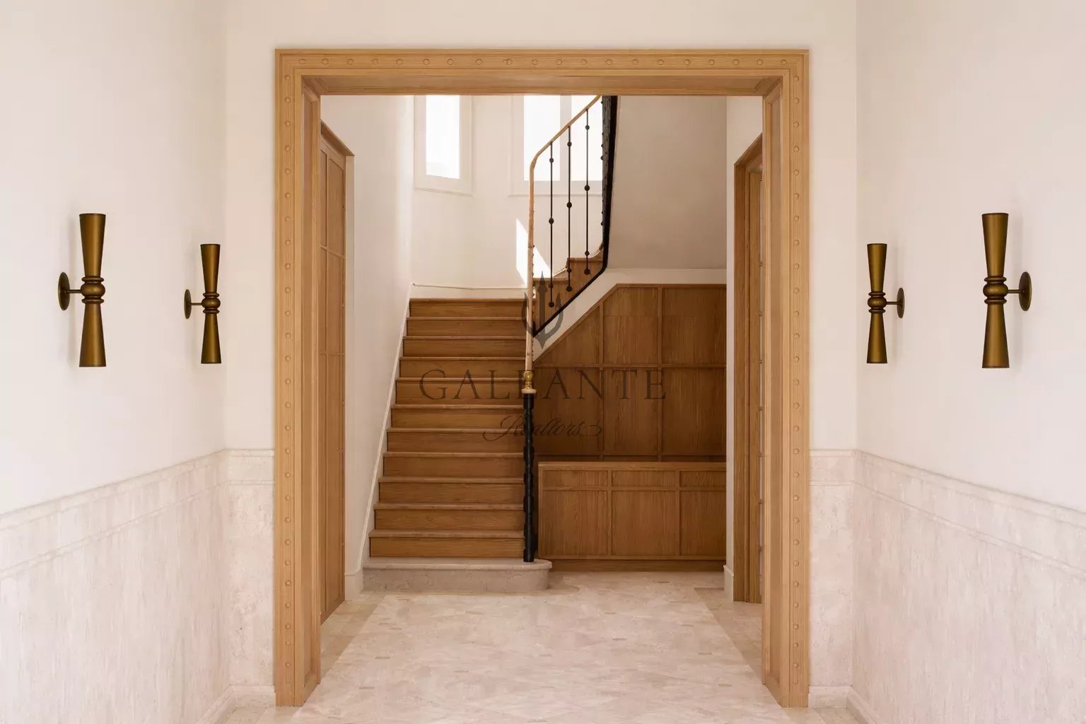 A New Icon - Irresistibly Justicia - Image 6