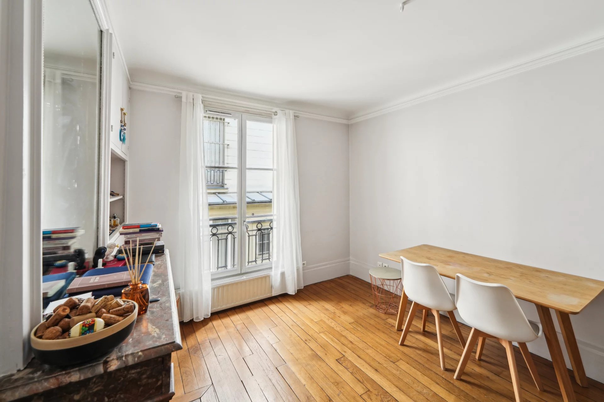 Near Bon Marché - Nice 2-room apartment