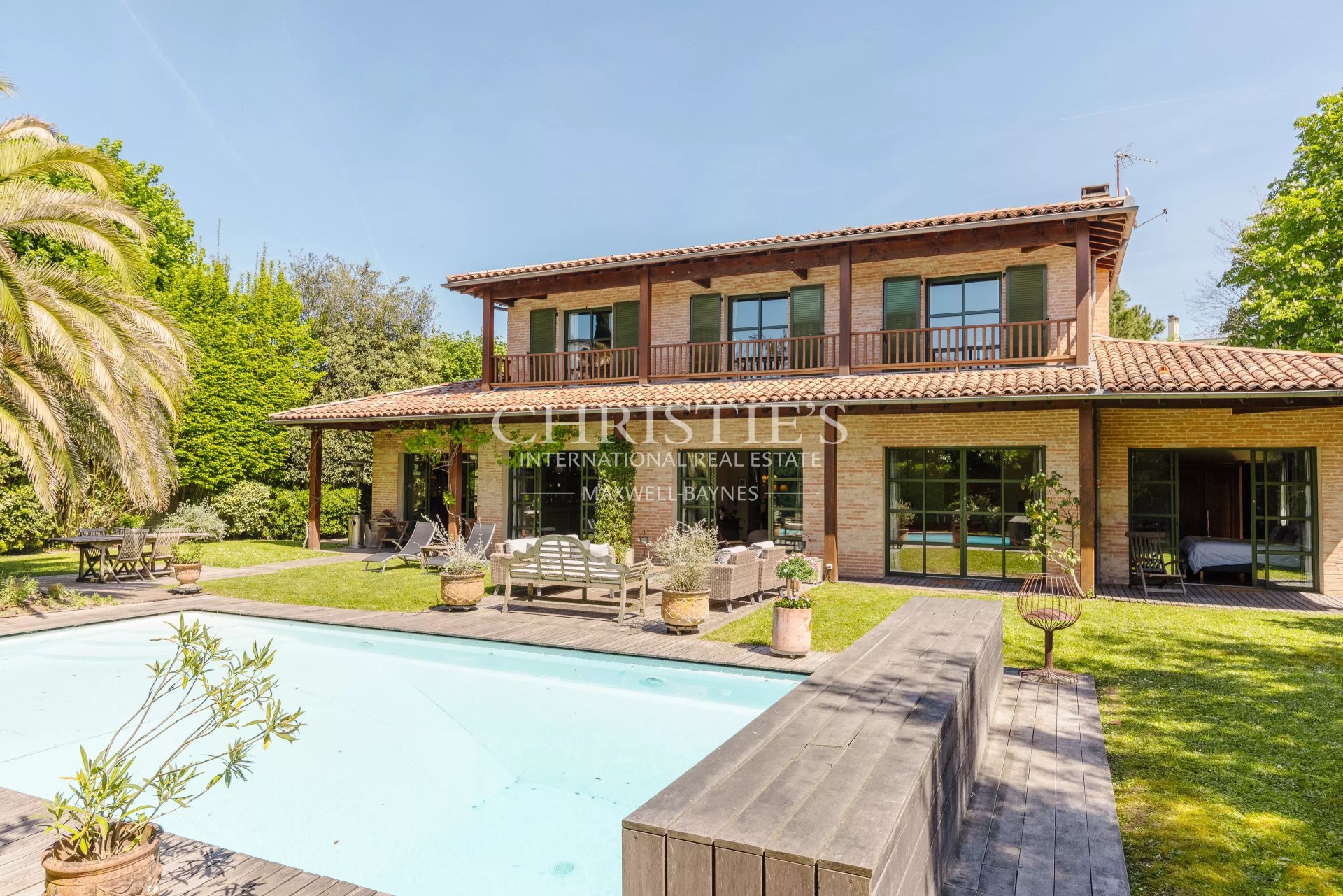 5 Bedroom Villa/Townhouse's Image 19