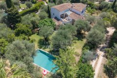 Elegant Provençal Villa Within Walking Distance of Tourrettes-sur-Loup Village — photo 1 of 7