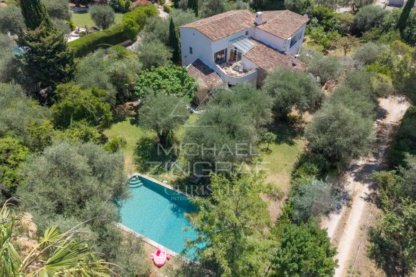 Elegant Provençal Villa Within Walking Distance of Tourrettes-sur-Loup Village — photo 1
