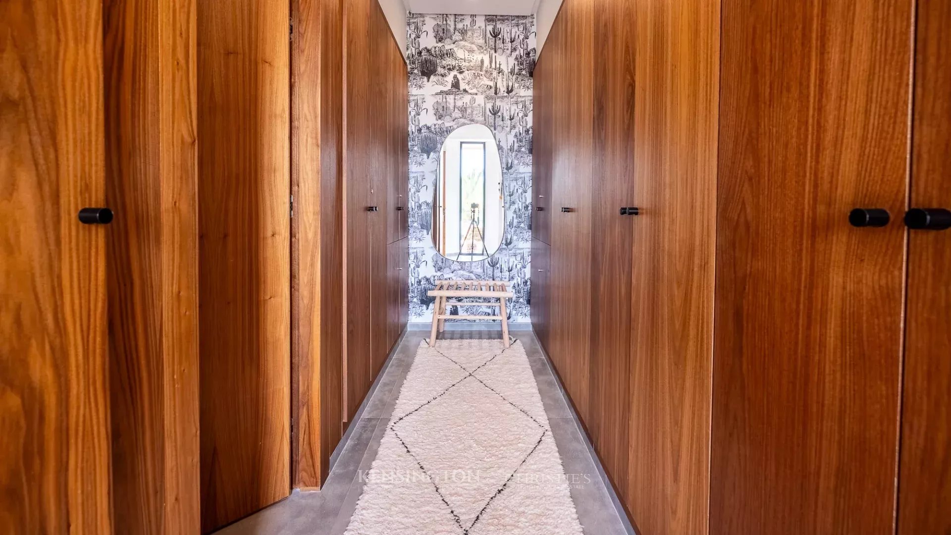 6 Bedroom Villa/Townhouse's Image 56