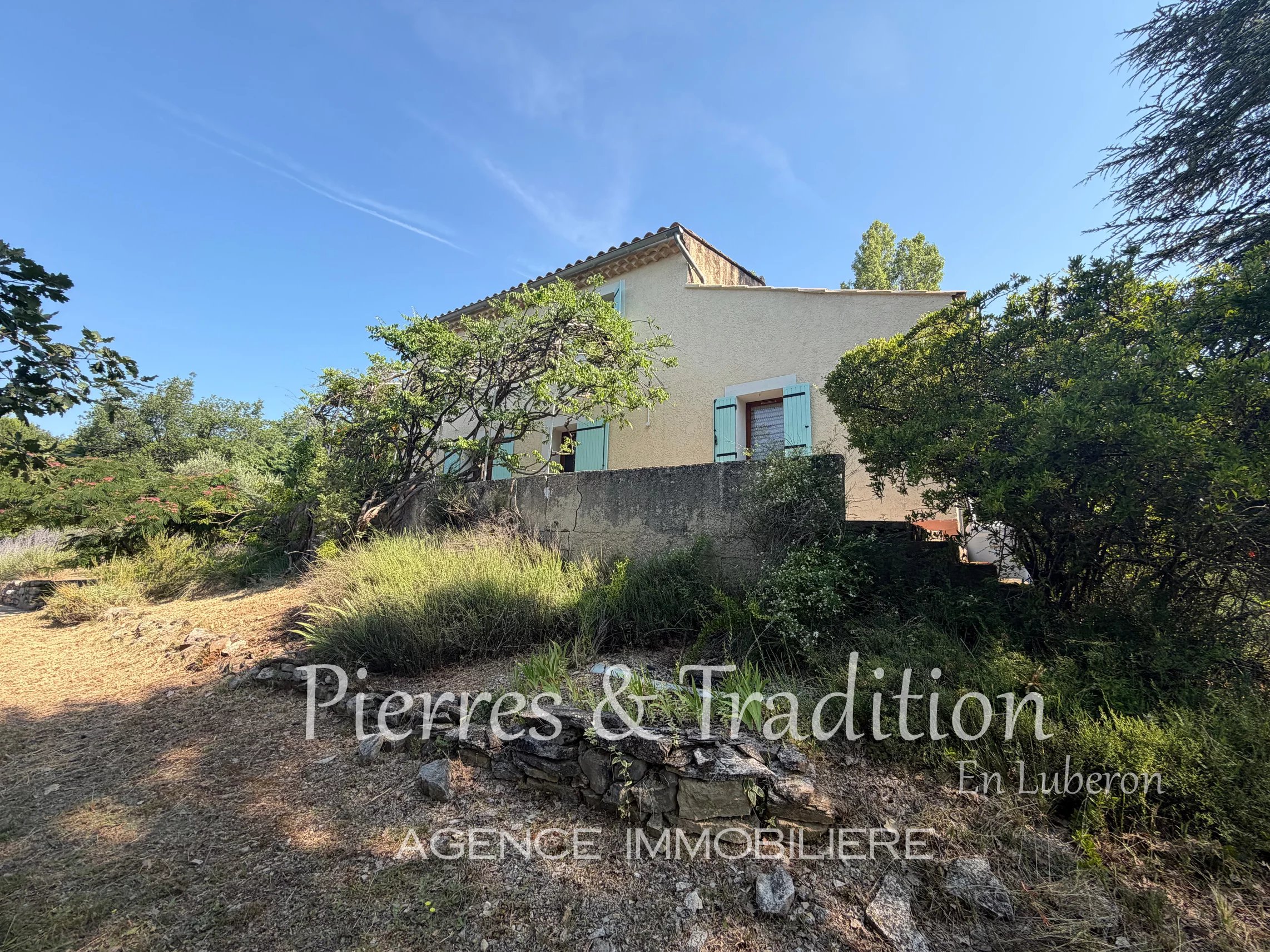 Agence immobilière de Pierres et Tradition en Luberon Apt