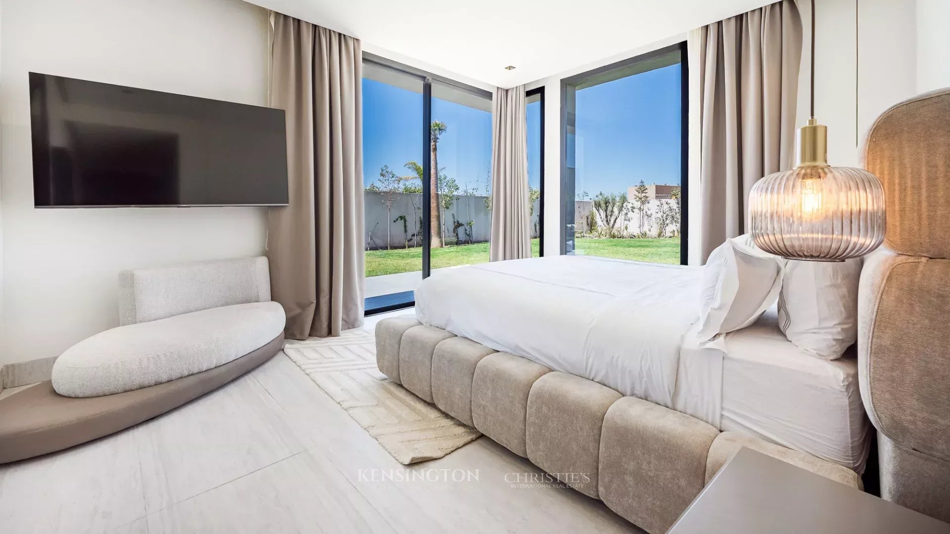 4 Bedroom Villa/Townhouse's Image 36