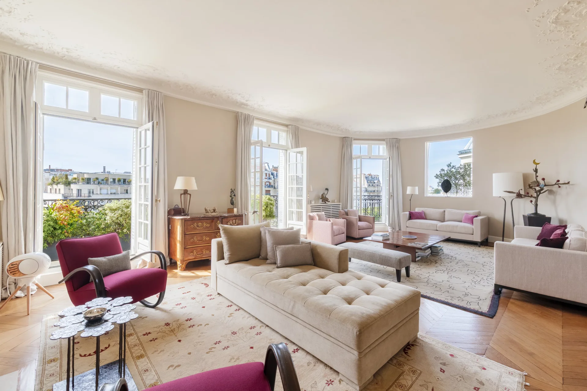 Paris 7e - INVALIDES