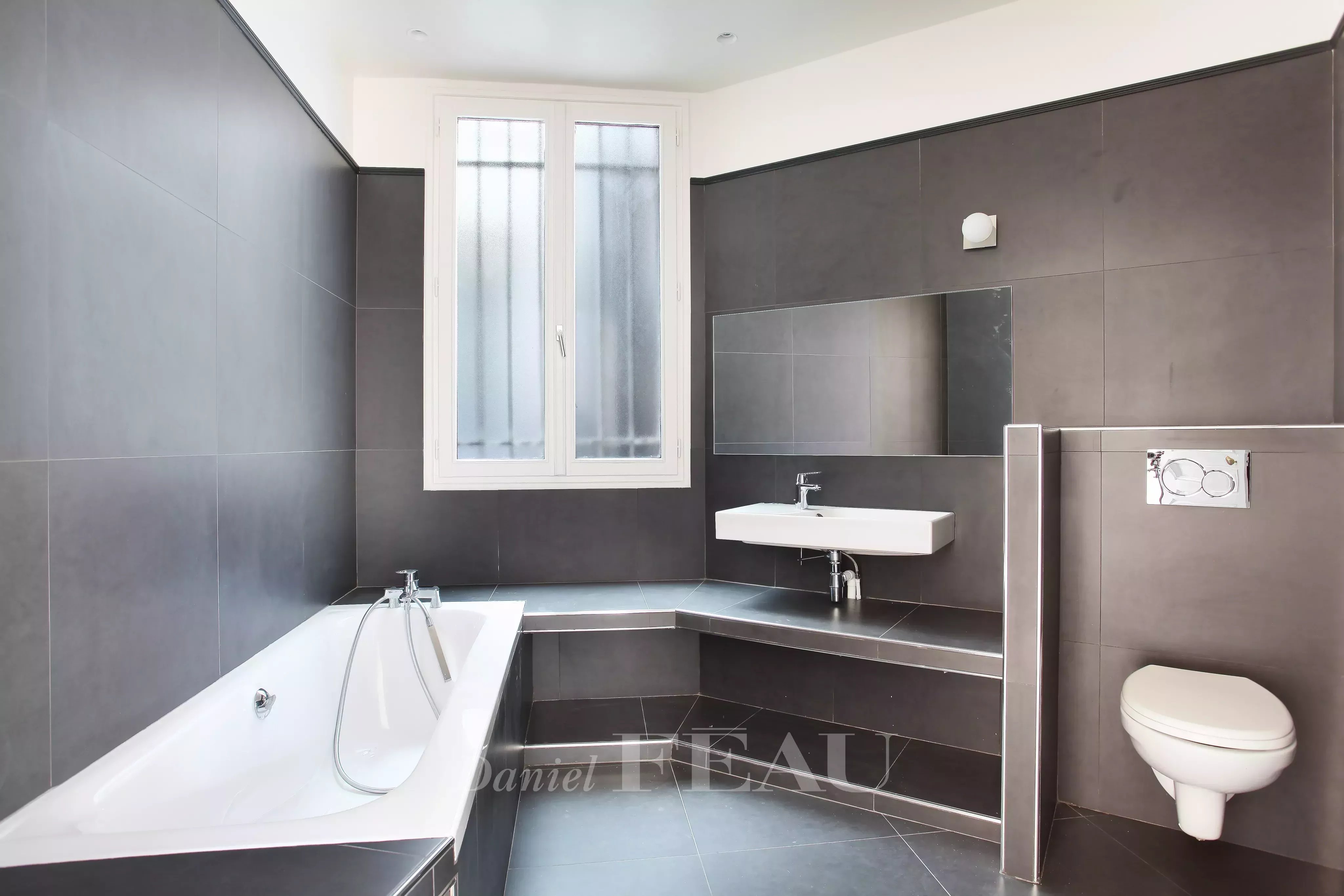 Location Appartement Paris 8ème