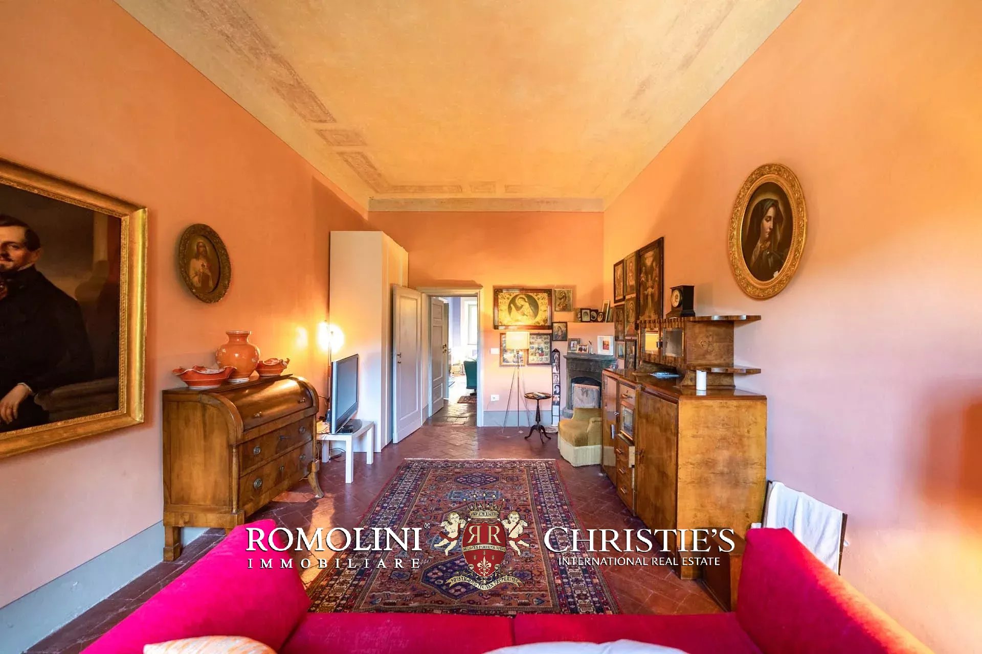11 Bedroom Villa/Townhouse's Image 91