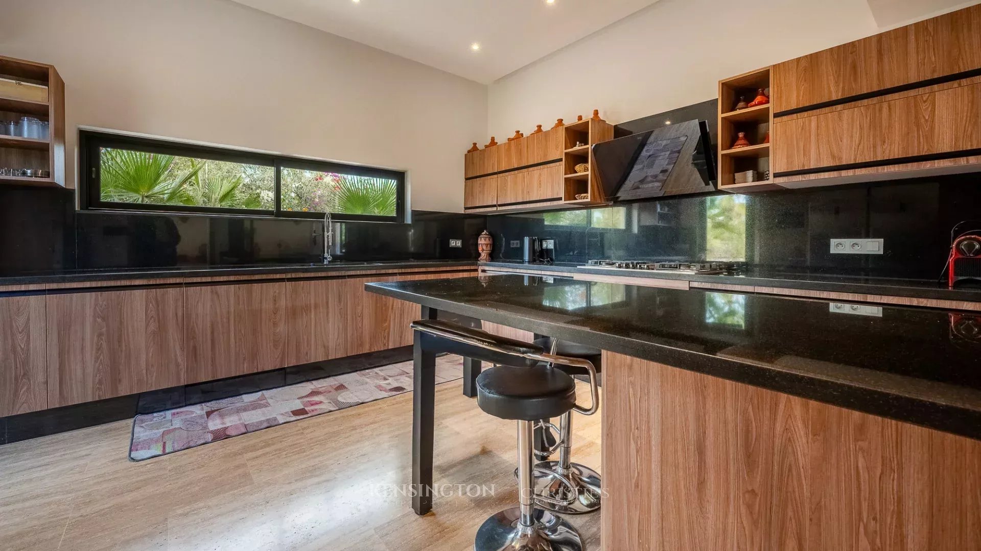 6 Bedroom Villa/Townhouse's Image 34