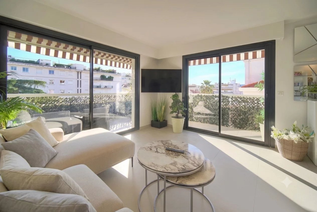 Image of Apartment for Sale in Alpes-Maritimes-Cannes-France, Image 2