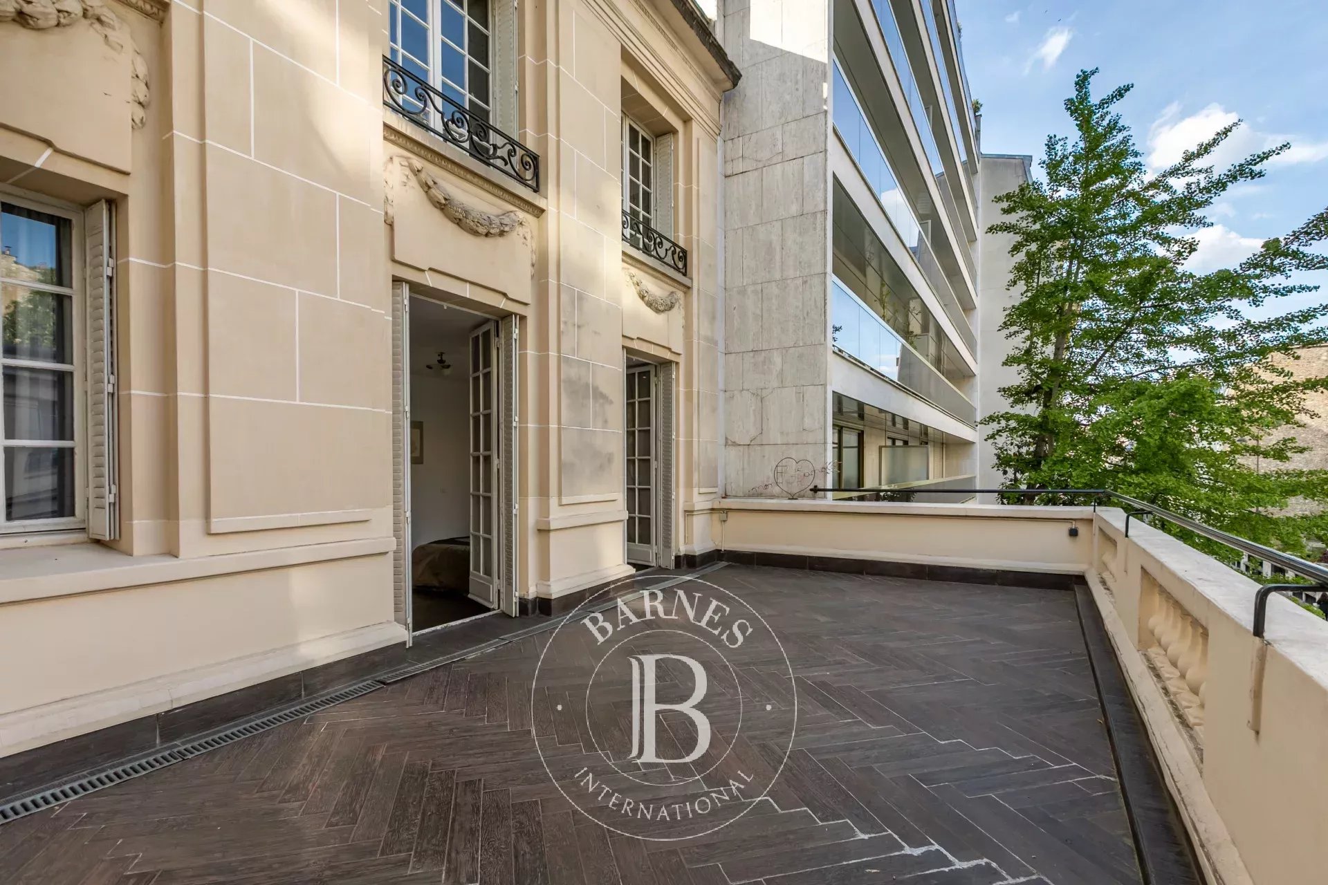 Paris  - Mansion 6 Bedrooms - picture 1