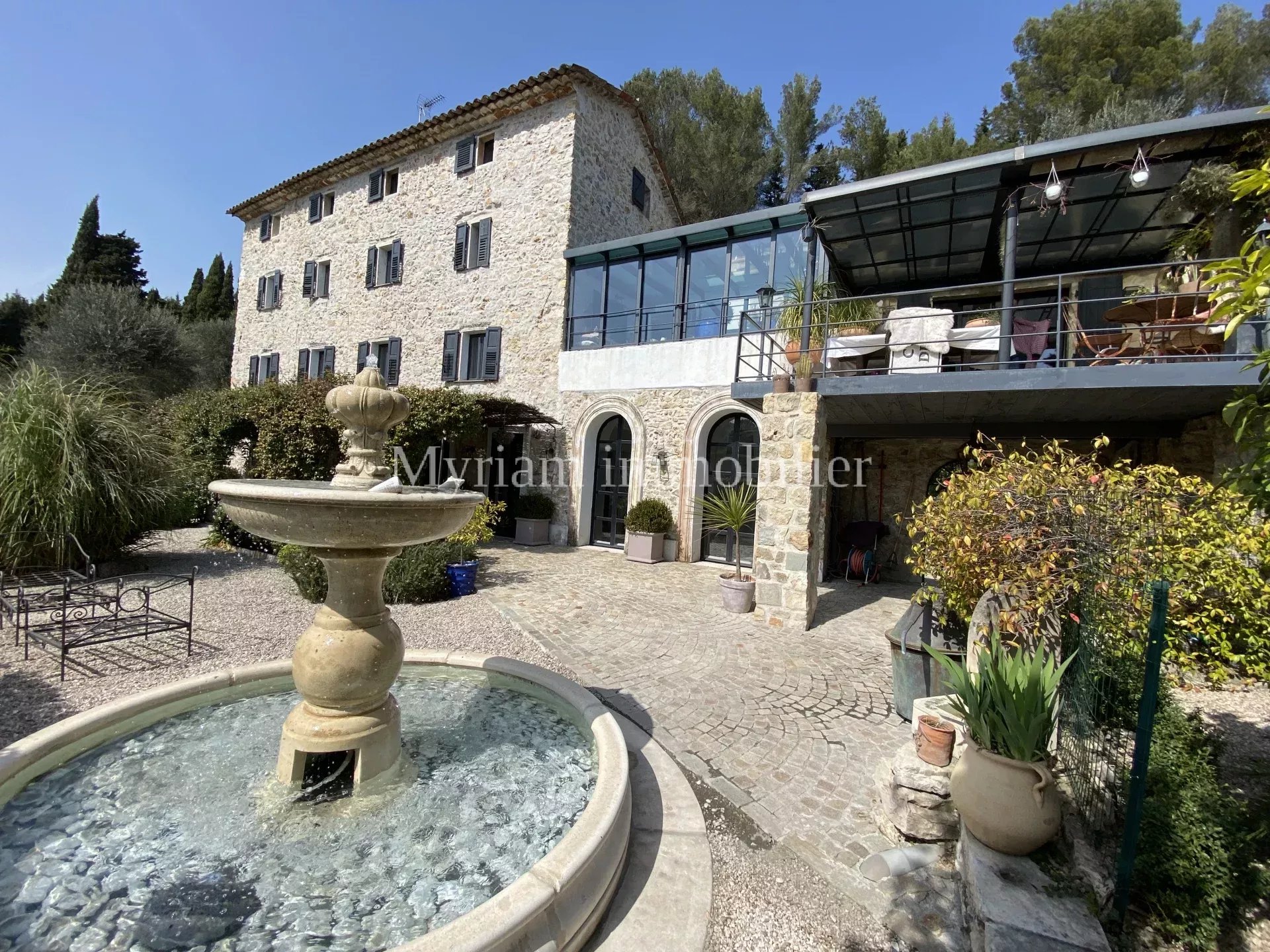 Bastide 12 rooms, swimming pool, Open View in GRASSE