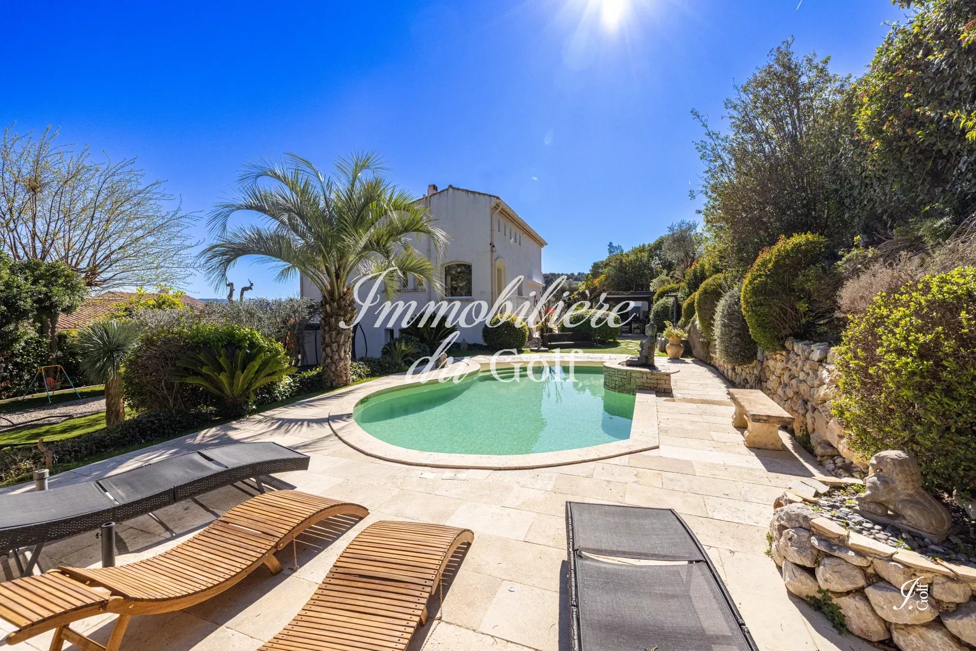 PARADISE ROQUEVAIRE - Maison T4 de 186m2 - Pisicine - Garage - Cuisine d'été - Parcelle 1240m2 - 13360 Roquevaire