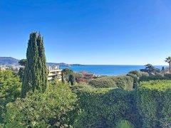 5-Bedroom Villa in Nice — photo 3 of 7