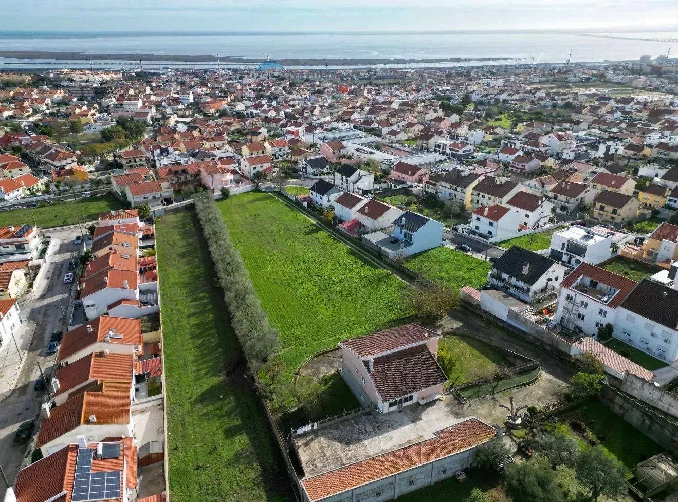 Urban Land with 11,000 m² 86644012 image 5