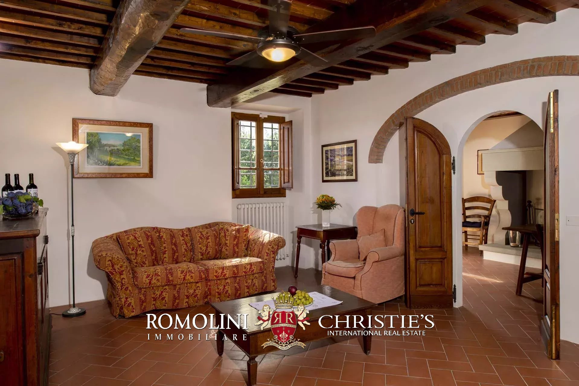 4 Bedroom Vineyard's Image 24
