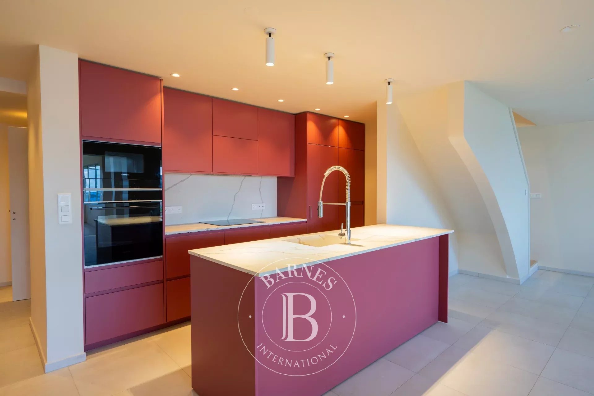 Daire Saint Jean - picture 8