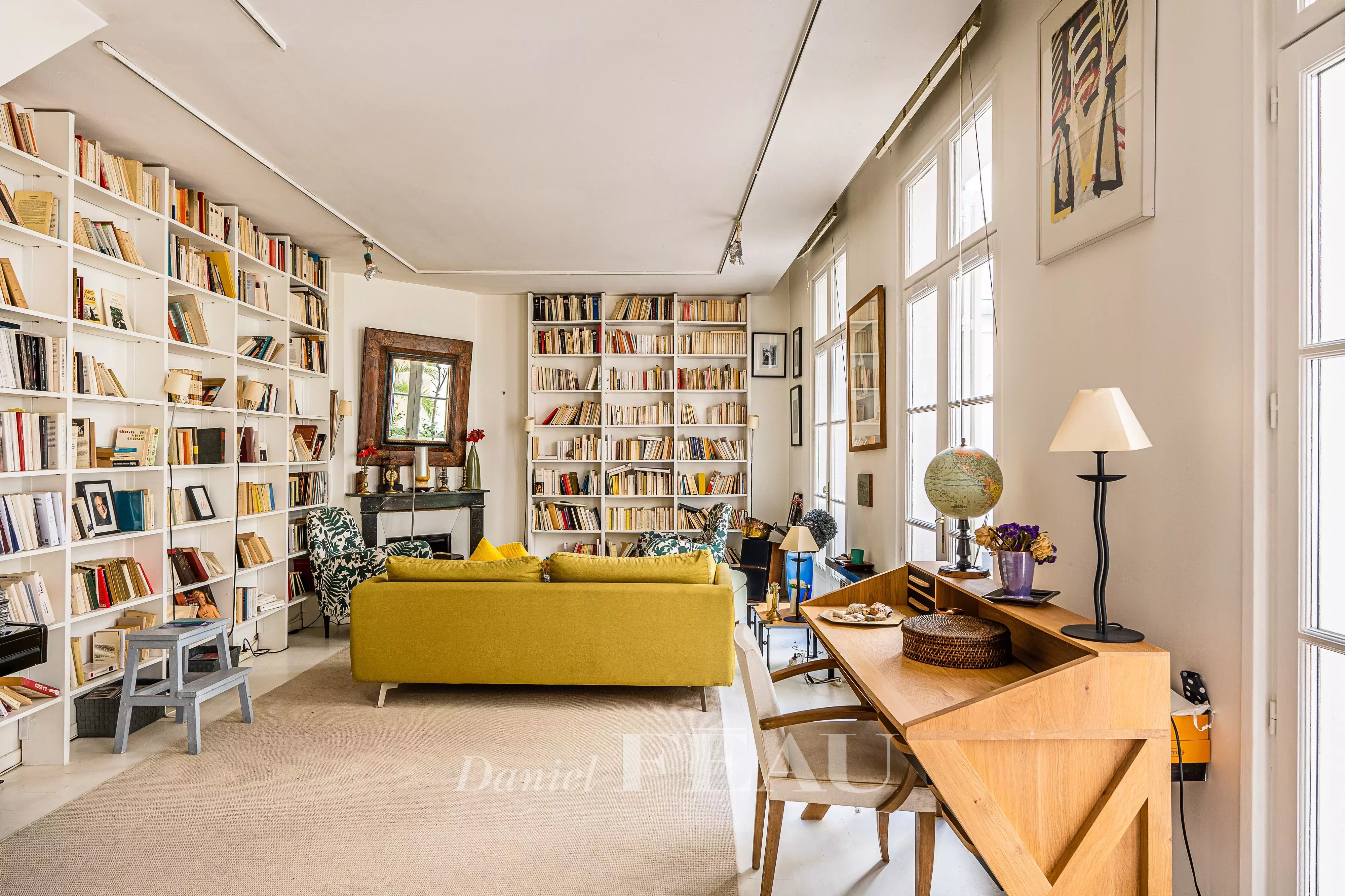 Sale Apartment Paris 3rd