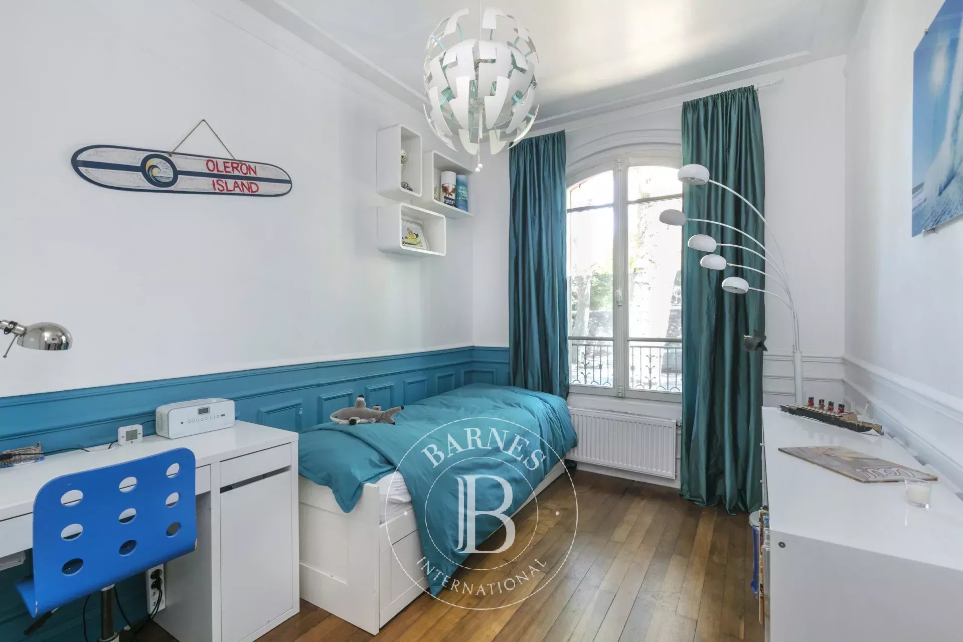 Daire Vanves - picture 7