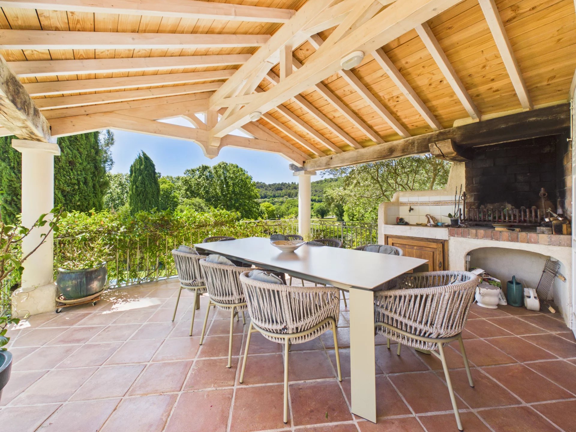 Charming old stone farmhouse with character - Callian