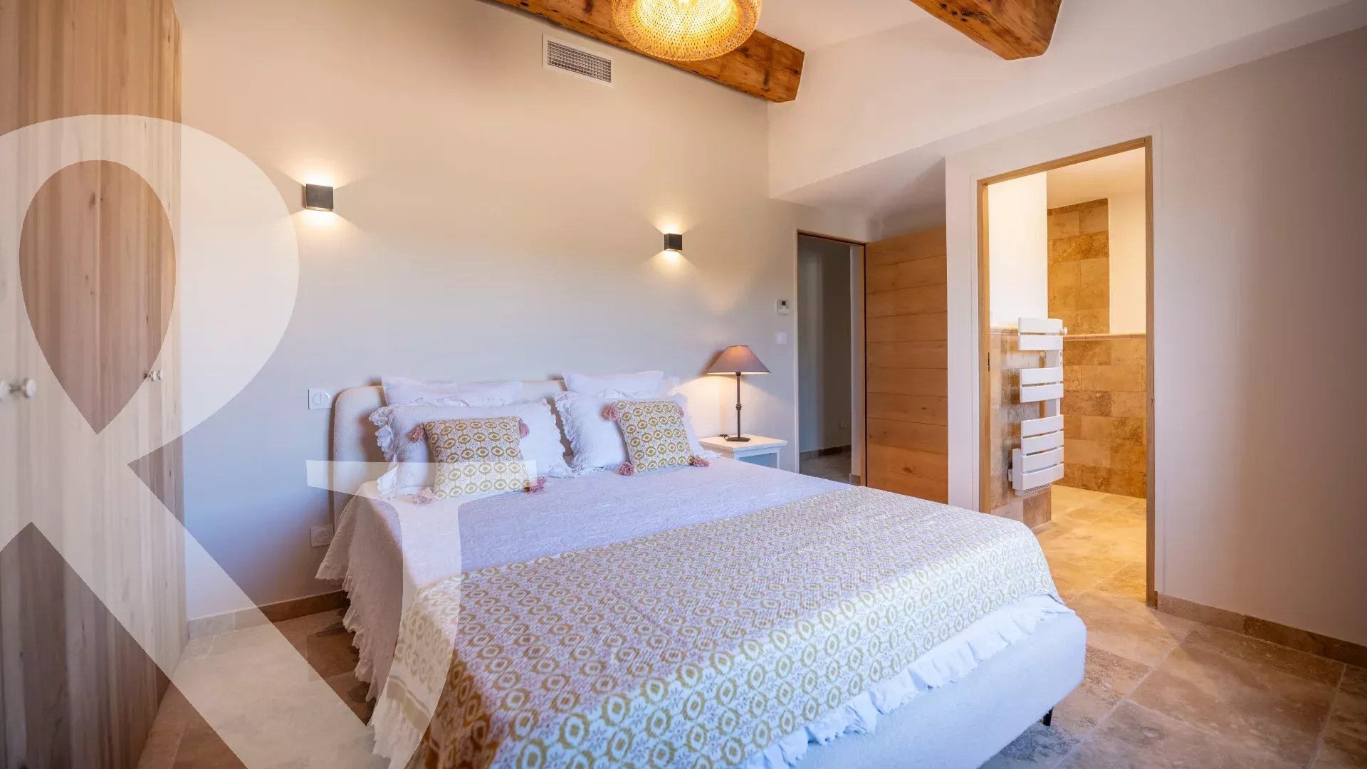 SOMPTEUSE MAISON NEUVE