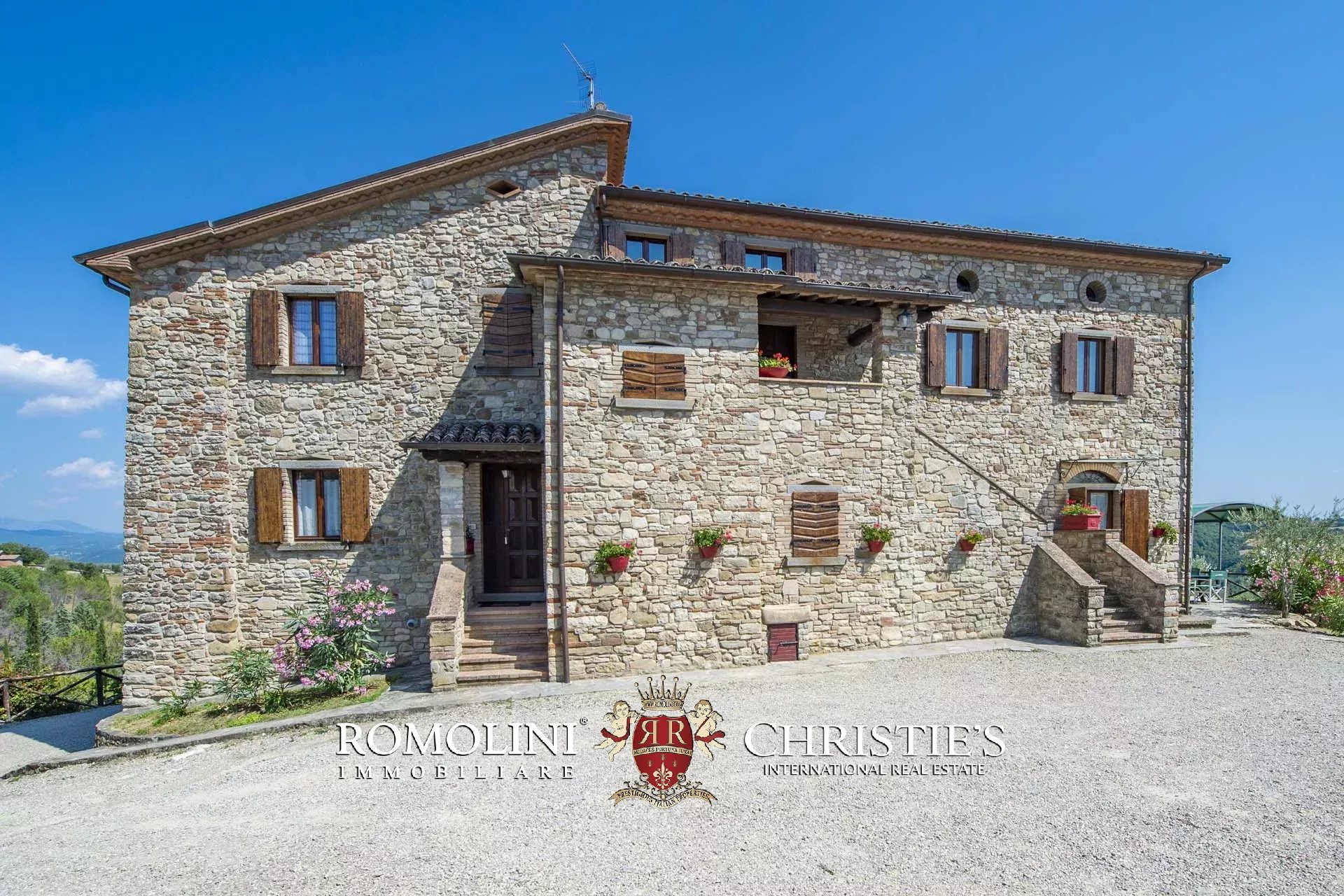 10 Bedroom Villa/Townhouse's Image 22