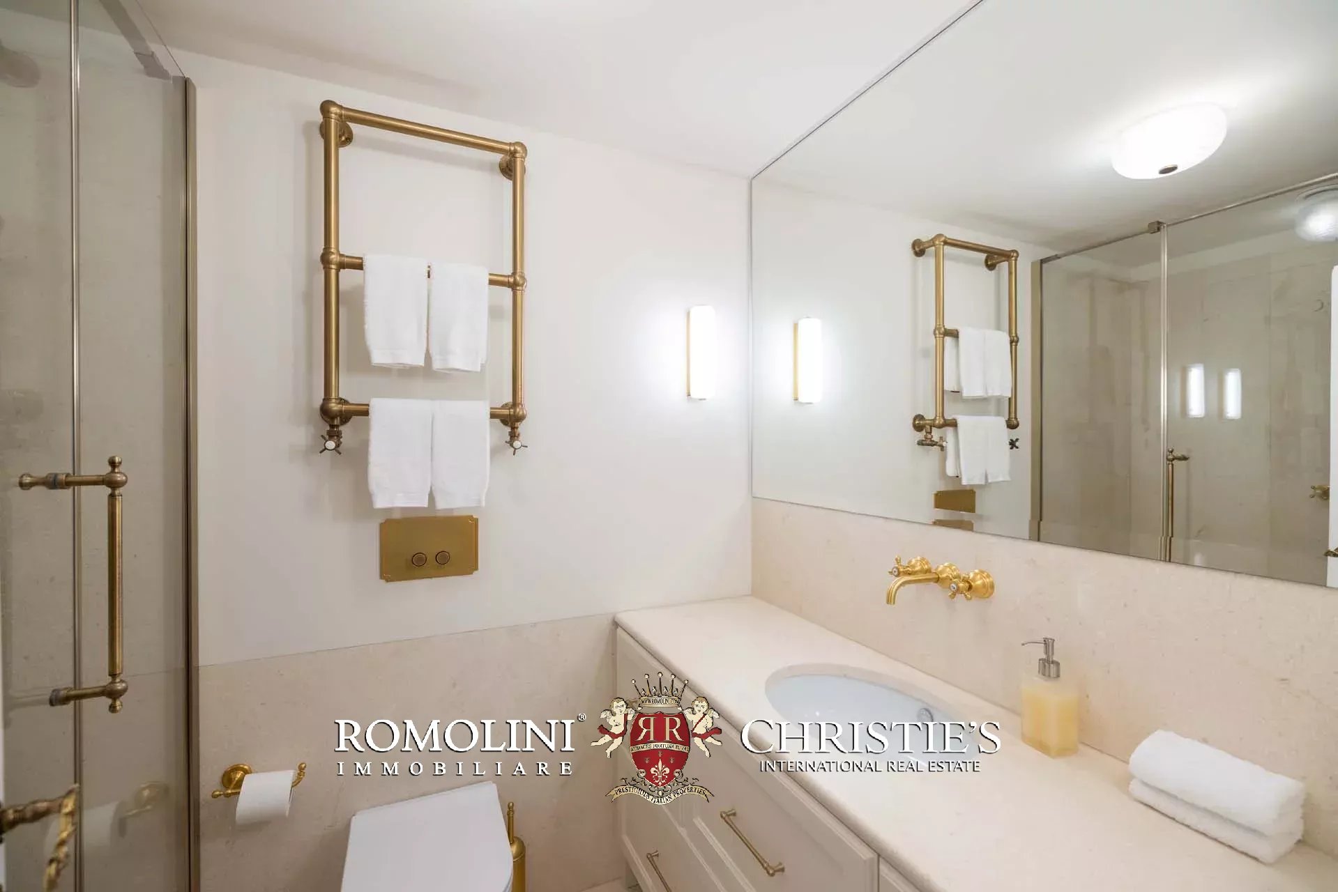 16 Bedroom Villa/Townhouse's Image 131