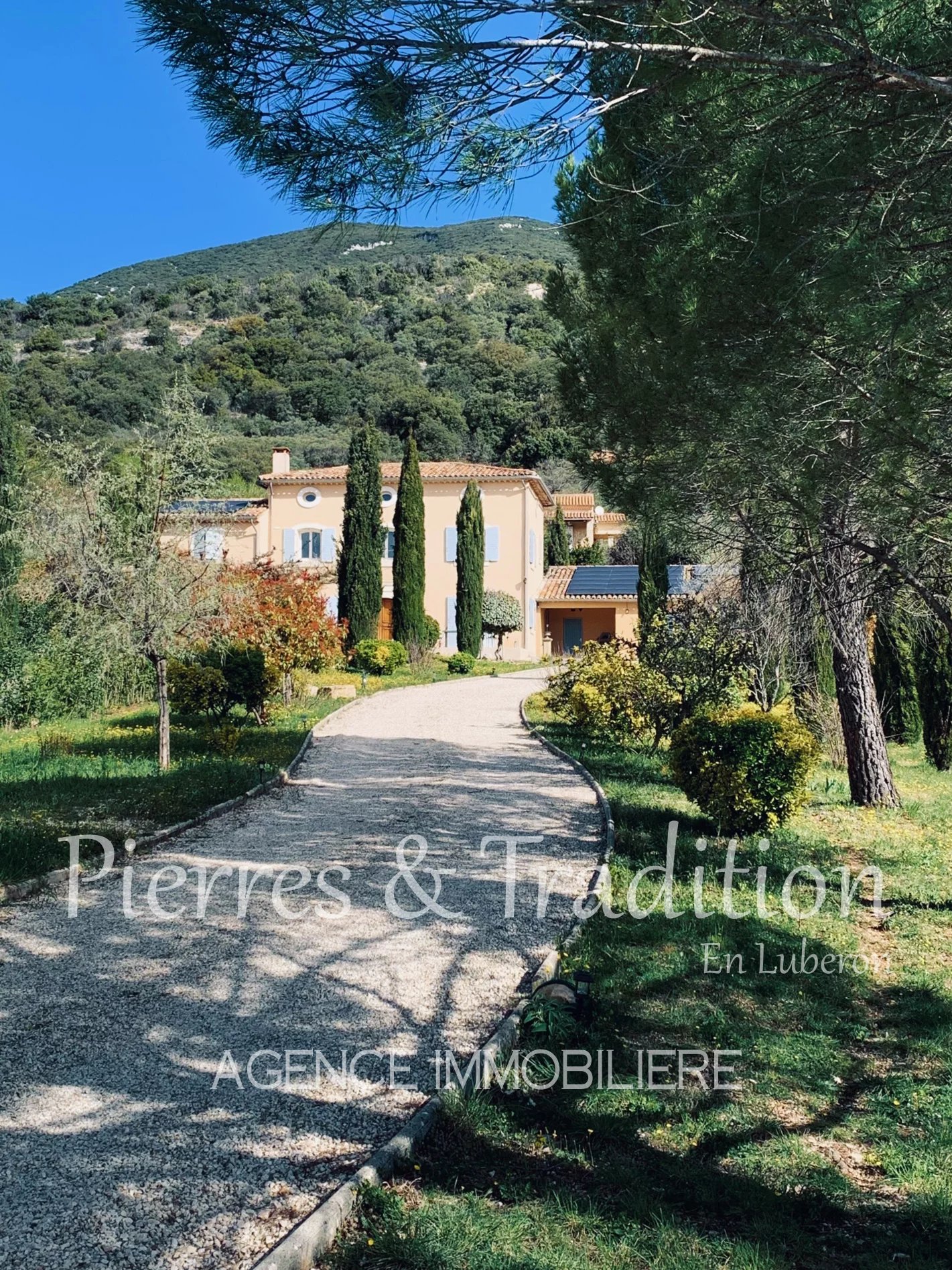 Vente Propriété Rustrel