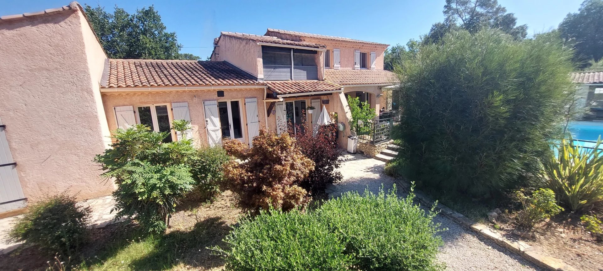 Achat Maison T6 à Lorgues (83510) - 210m²