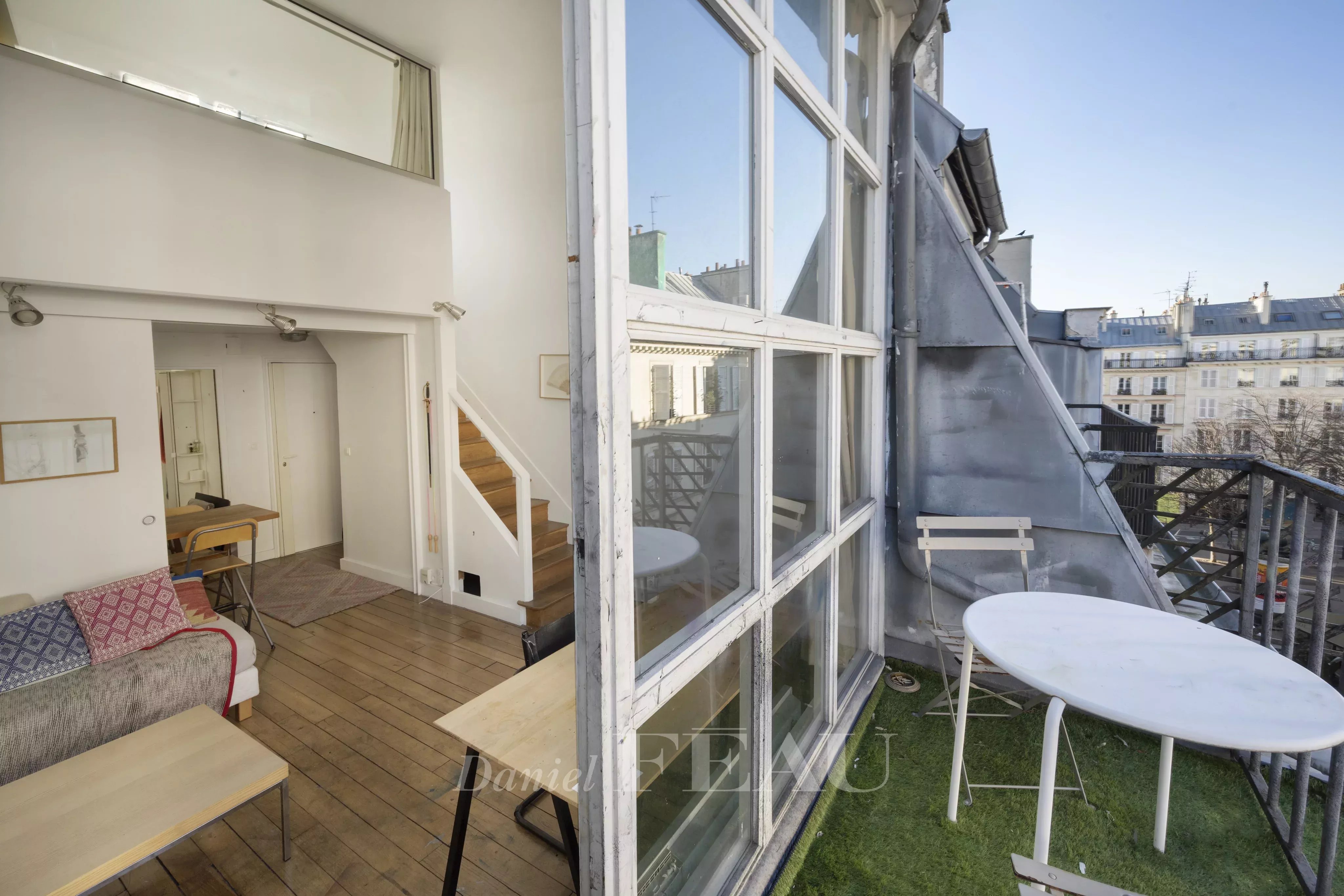 Séjour donnant sur terrasse
