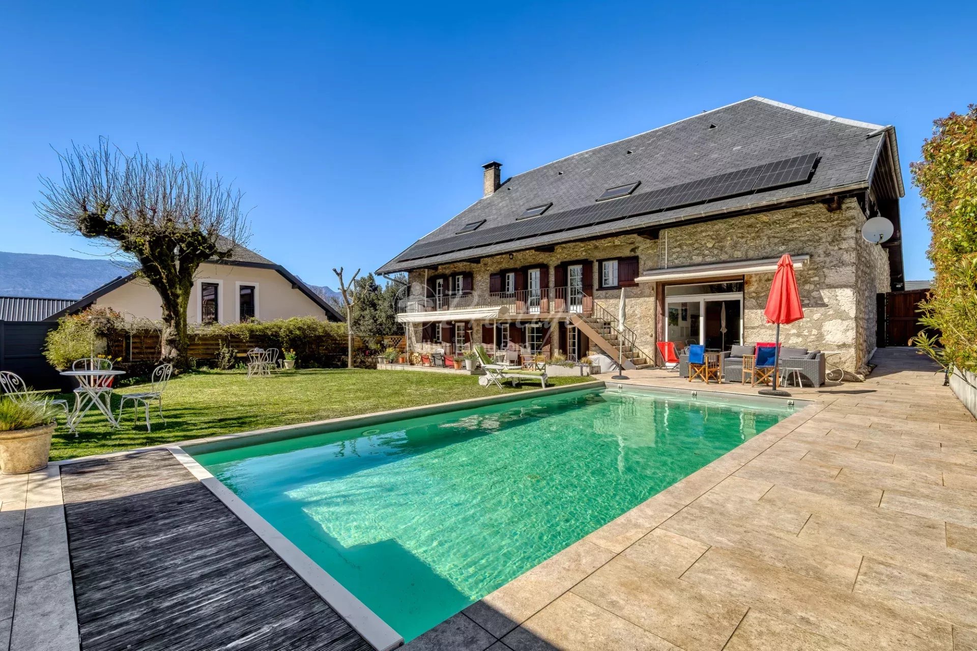 Agence immobilière de 