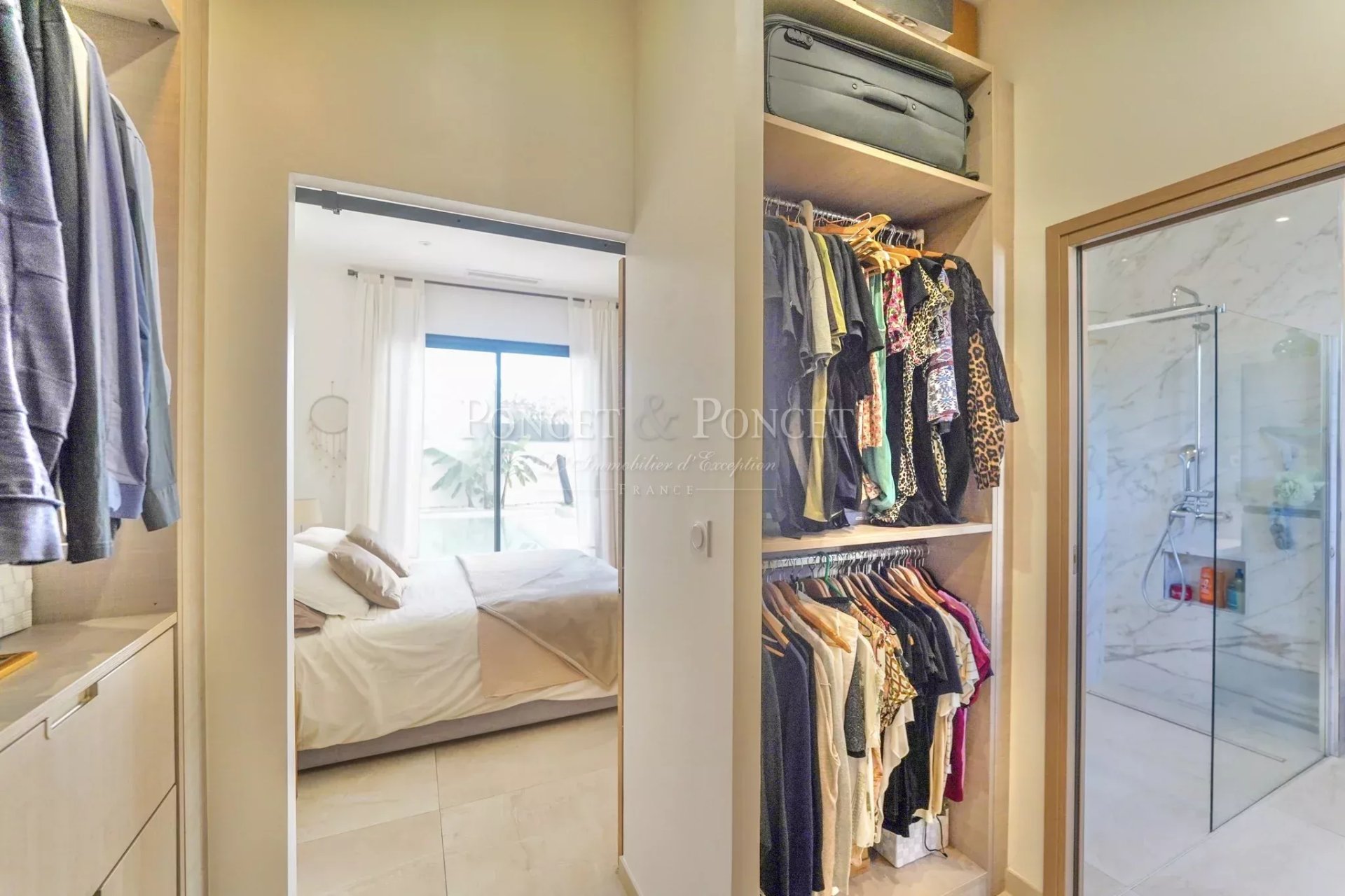 4 Bedroom Villa/Townhouse's Image 15