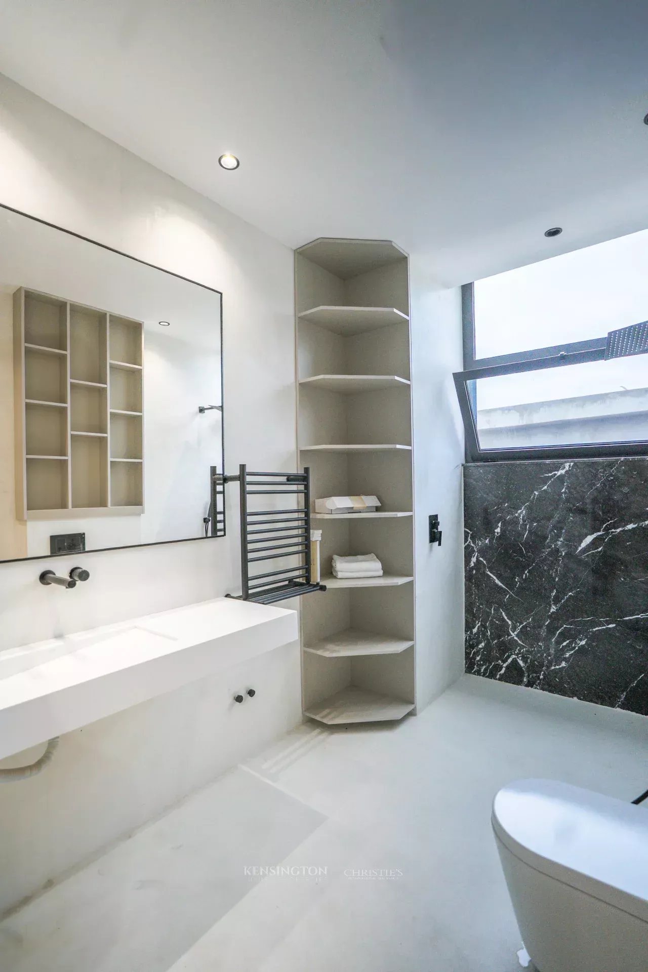 4 Bedroom Villa/Townhouse's Image 47