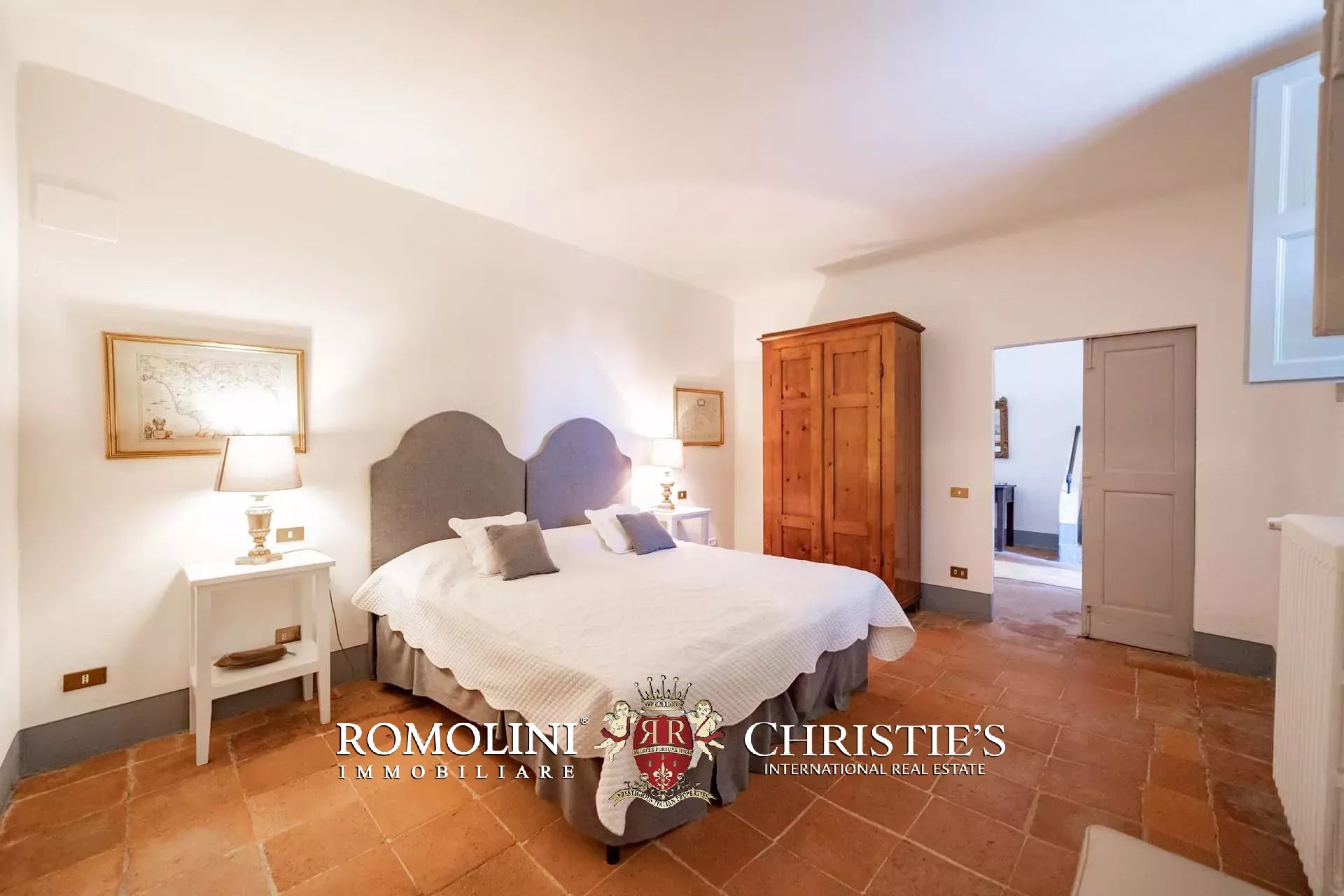 15 Bedroom Villa/Townhouse's Image 56