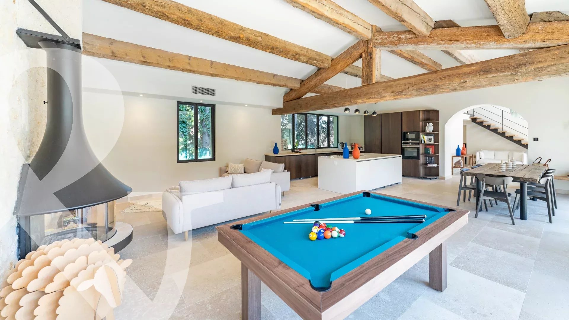 BELLE MAISON PROVENCALE