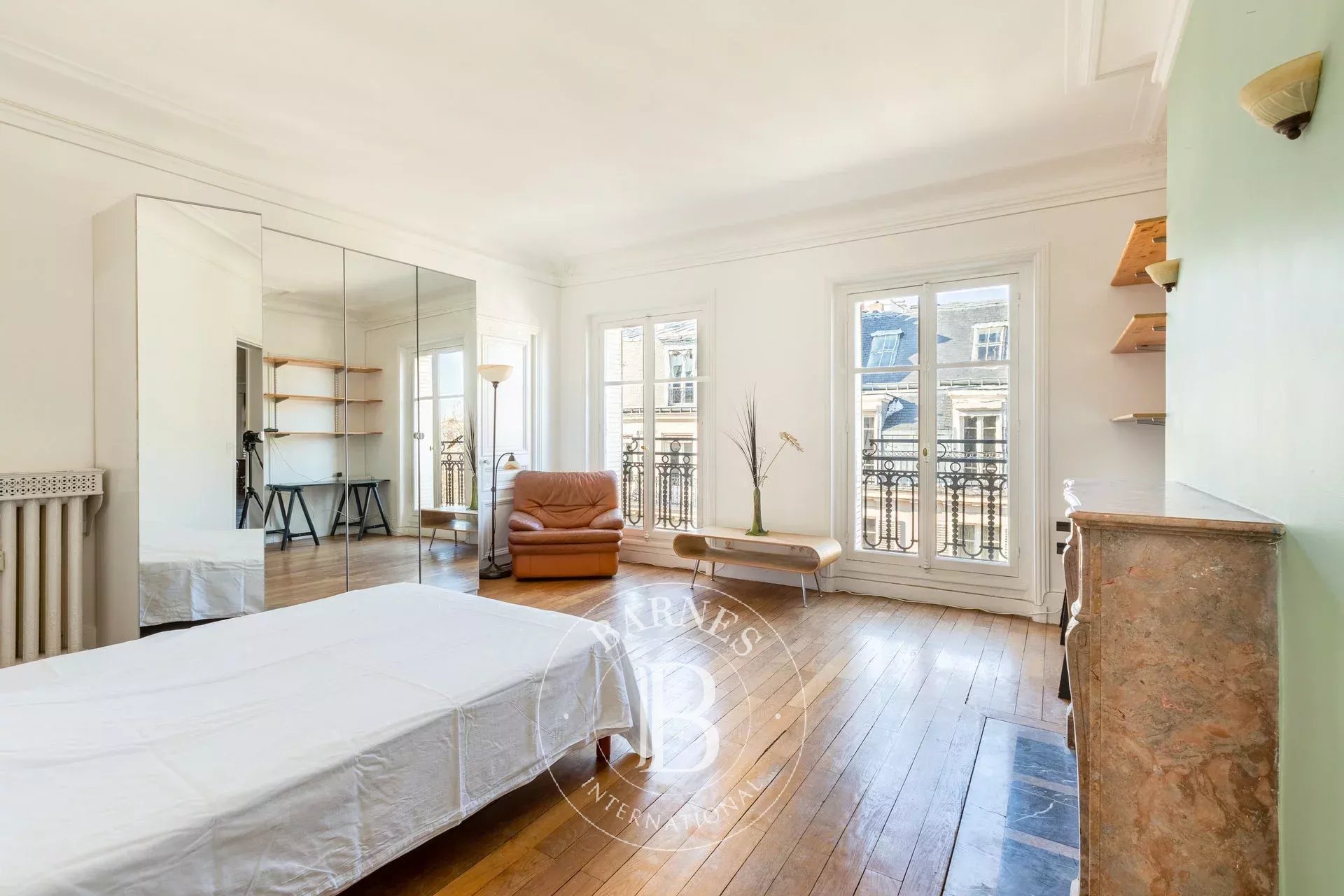 Daire Paris 10ème - picture 5