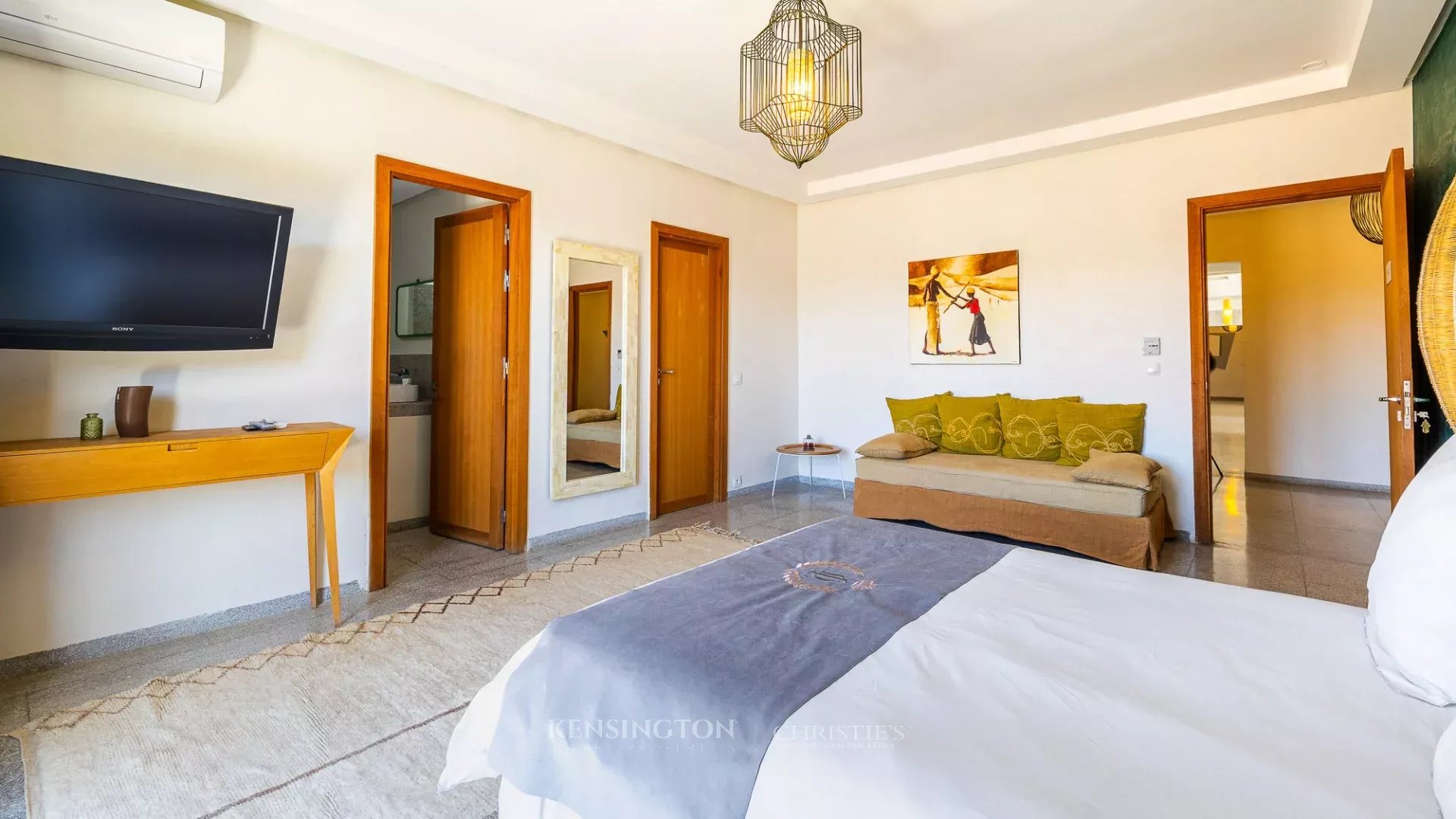 9 Bedroom Villa/Townhouse's Image 56
