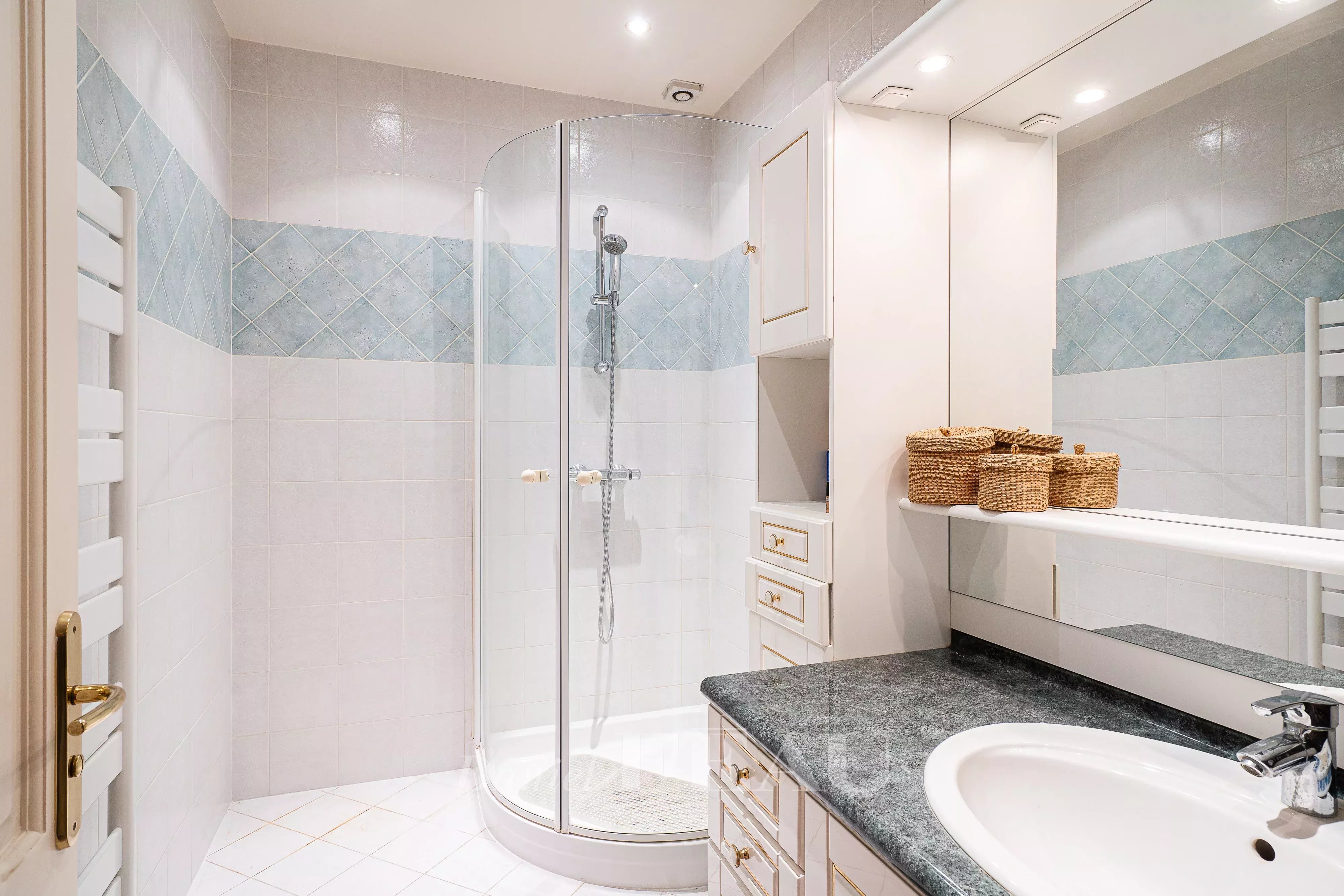 Sale Apartment Neuilly-sur-Seine