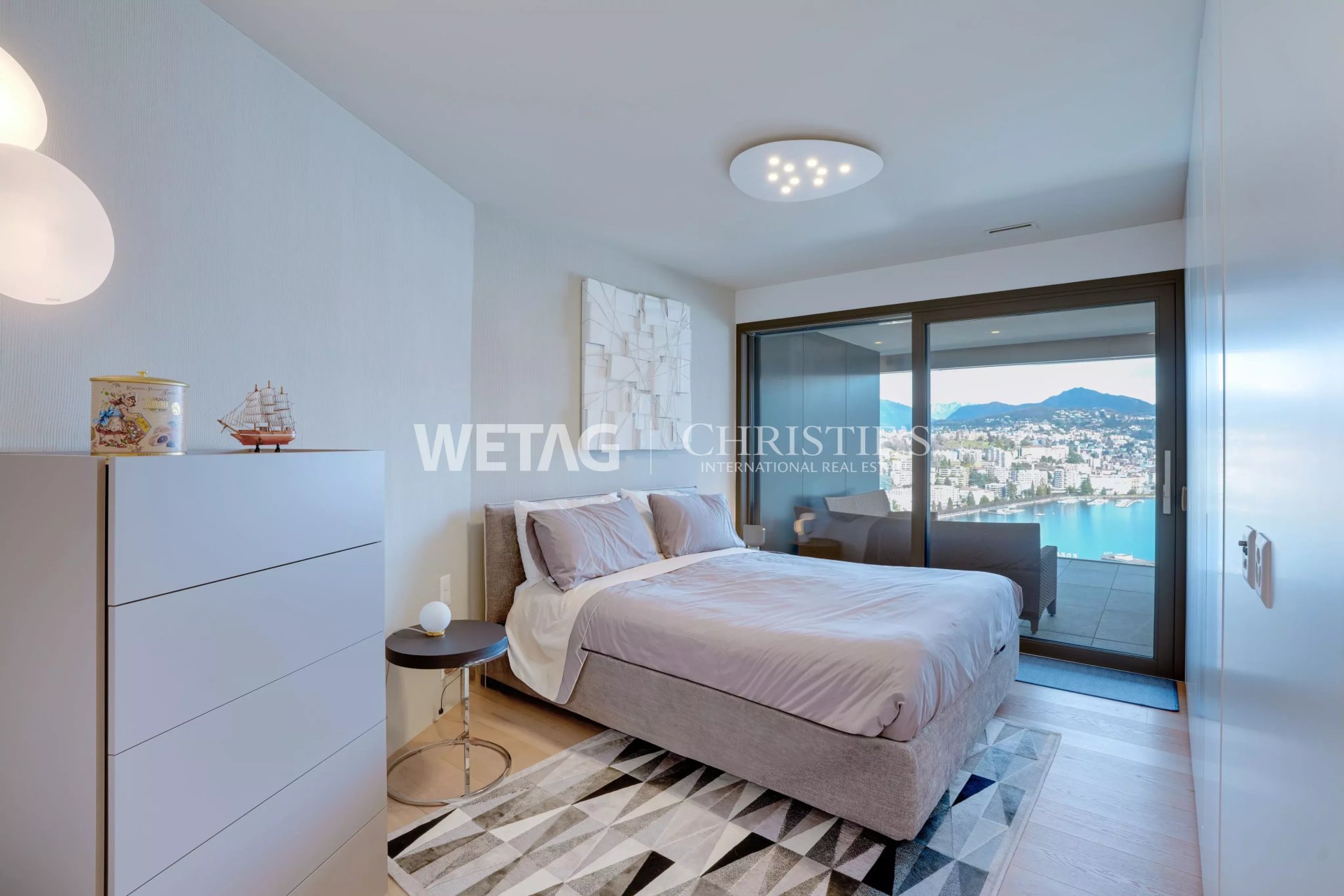 2 Bedroom Apartment/Flat's Image 6