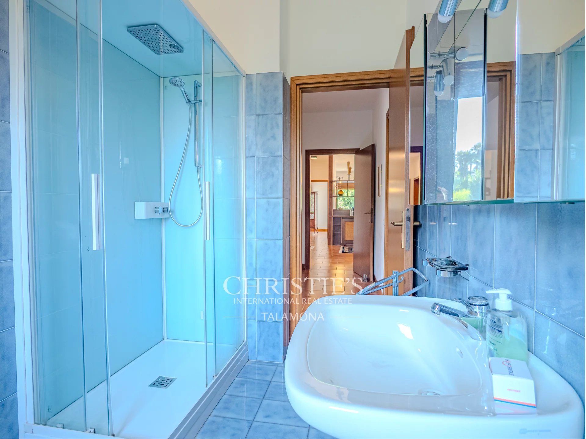 3 Bedroom Villa/Townhouse's Image 23