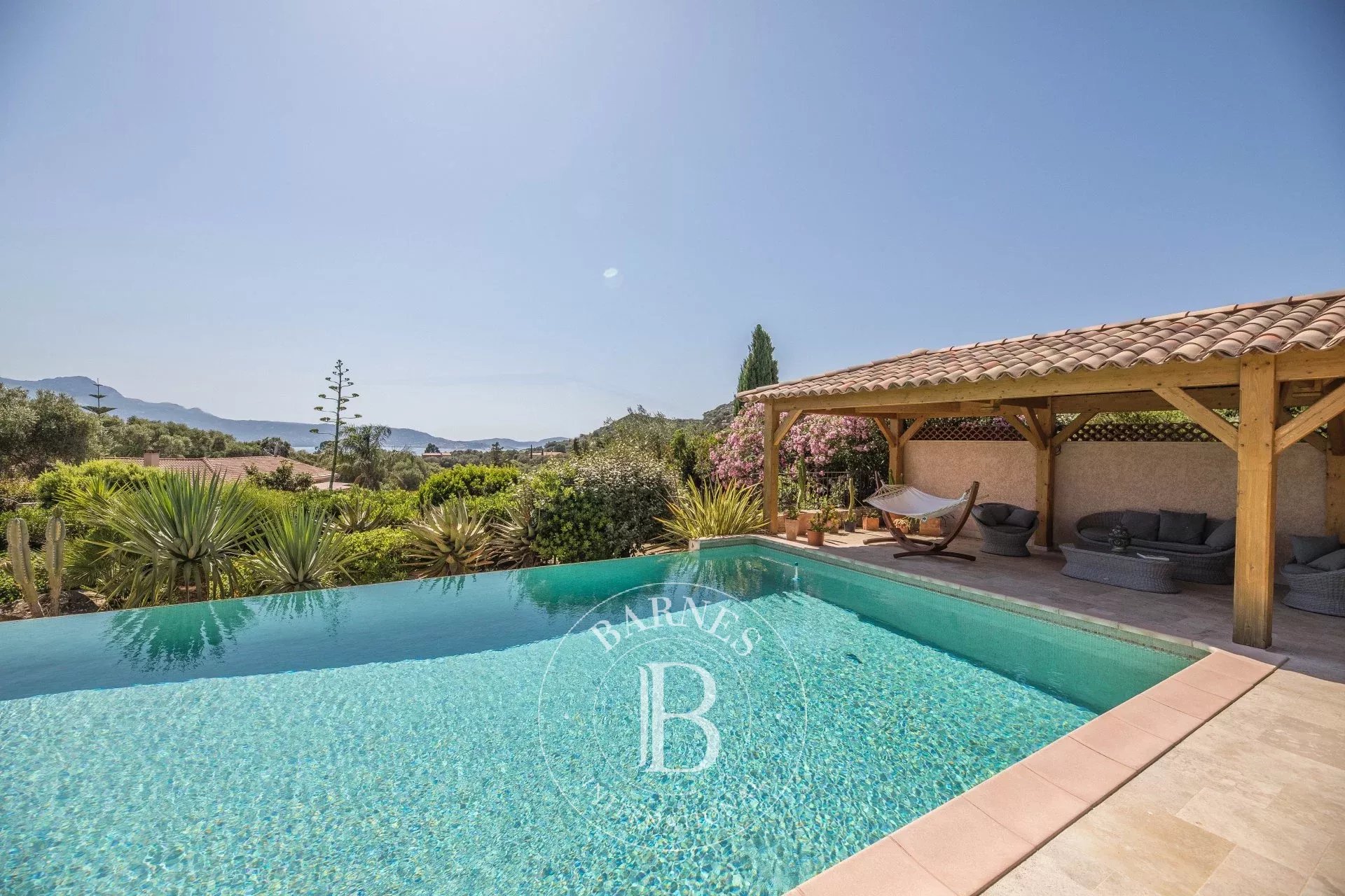Lumio - Villa - 5 bedrooms - infinity pool - sea and mountain views - near beach - picture 5