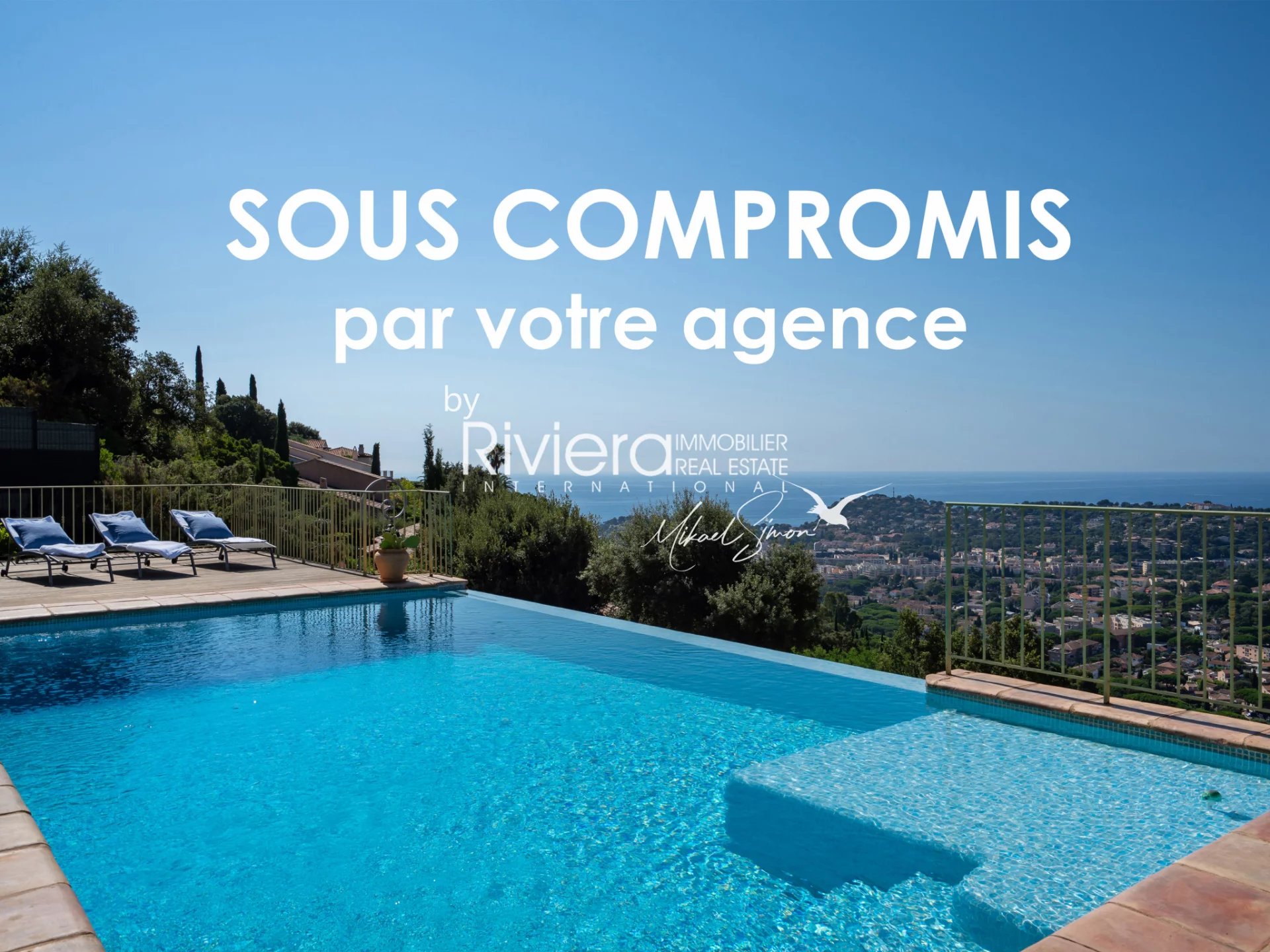 VUE MER PANORAMIQUE pour cette villa de 160m2 avec piscine à