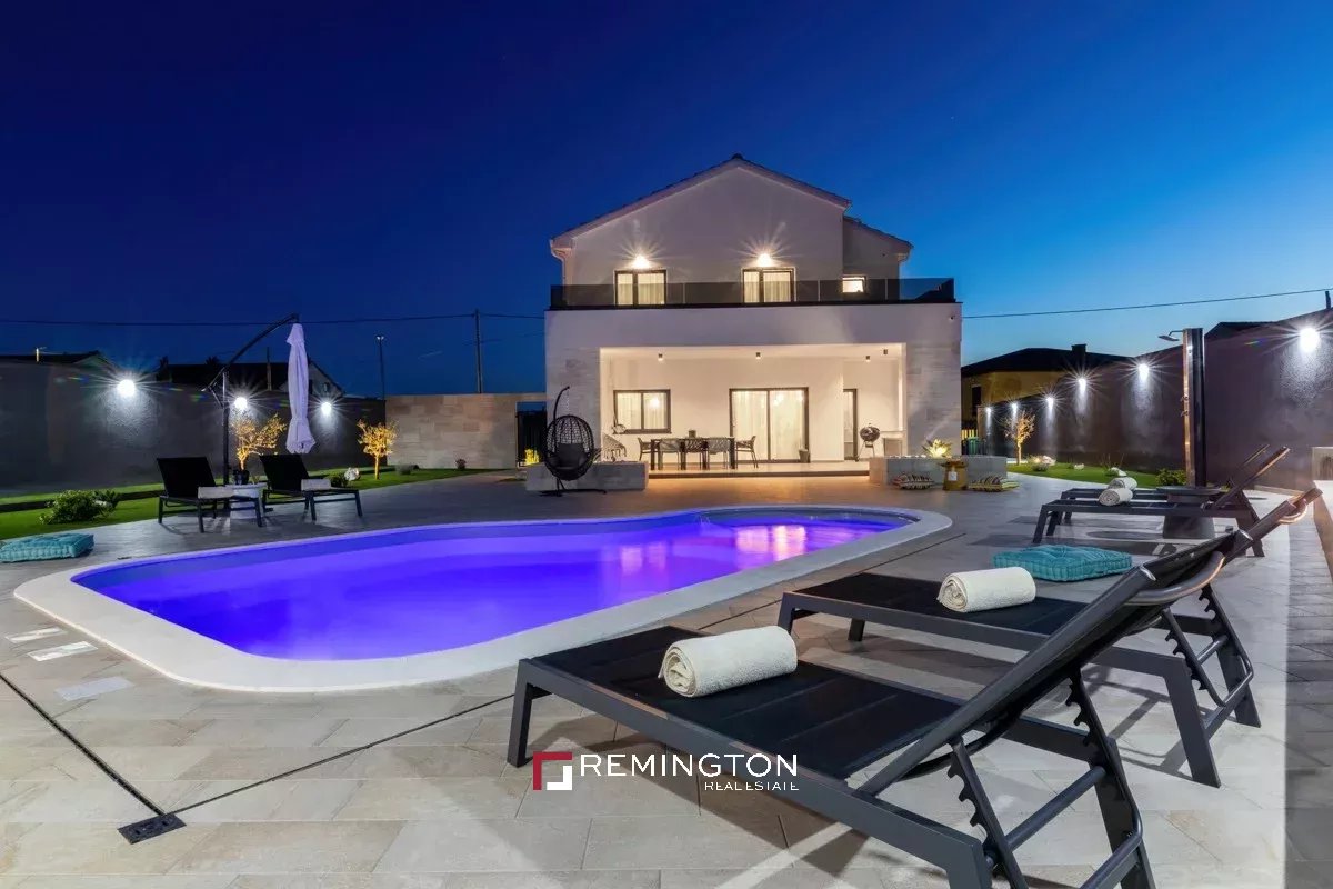 4 Bedroom Villa/Townhouse's Image 13
