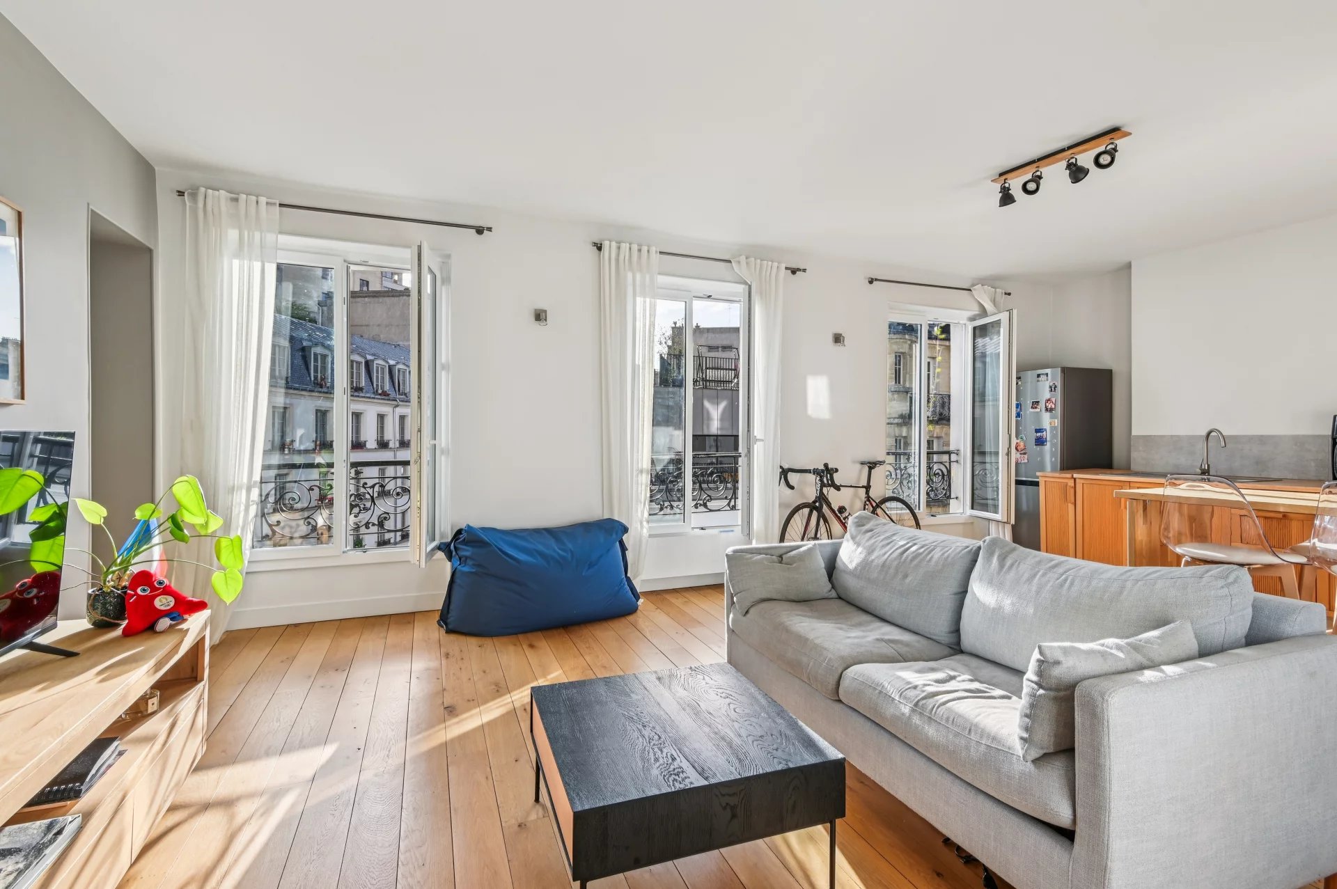 Rental Apartment Paris 18th